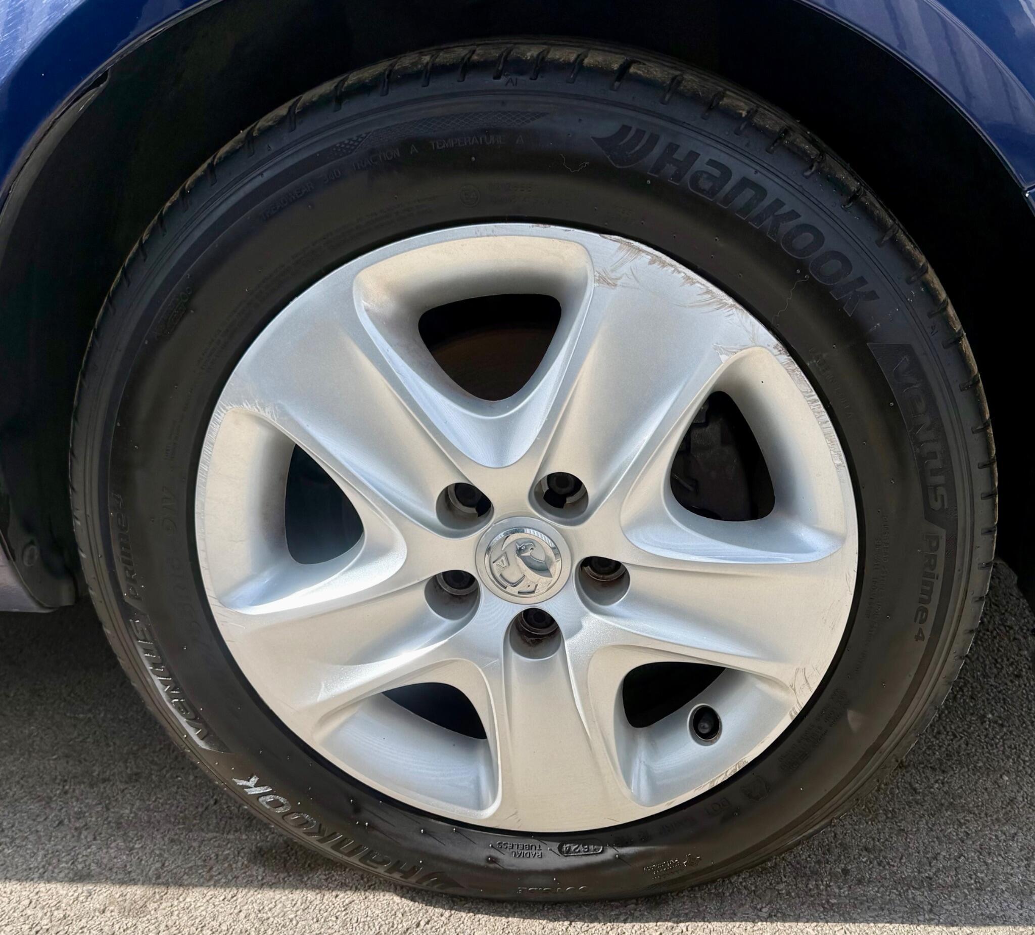 Vauxhall Zafira view 20