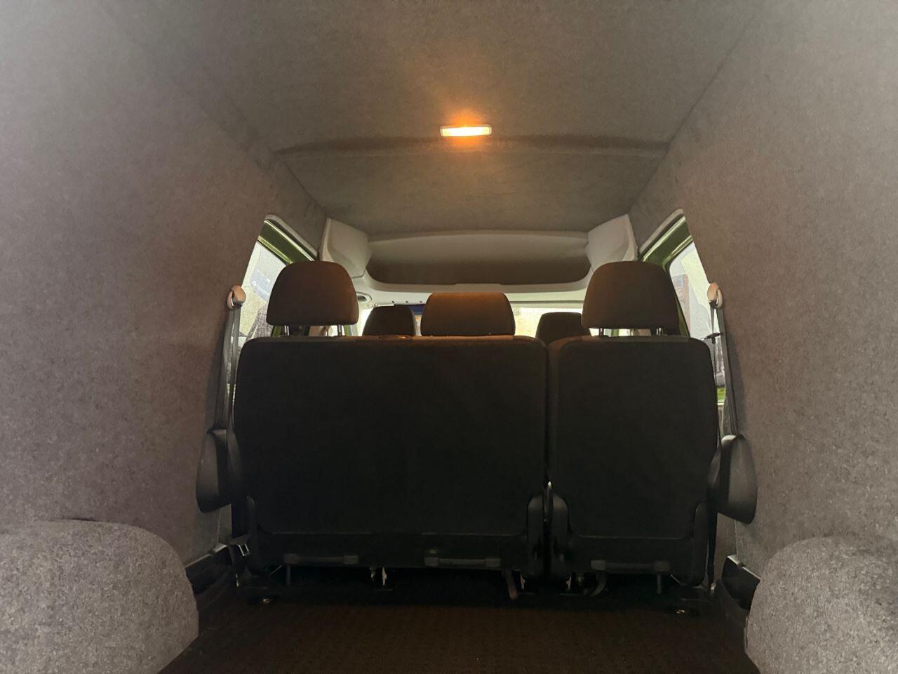 Volkswagen Caddy Maxi view 10