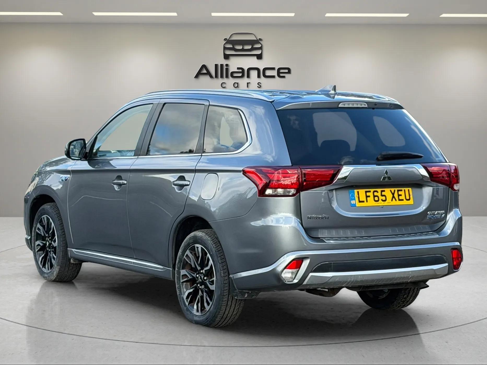 Mitsubishi Outlander view 61