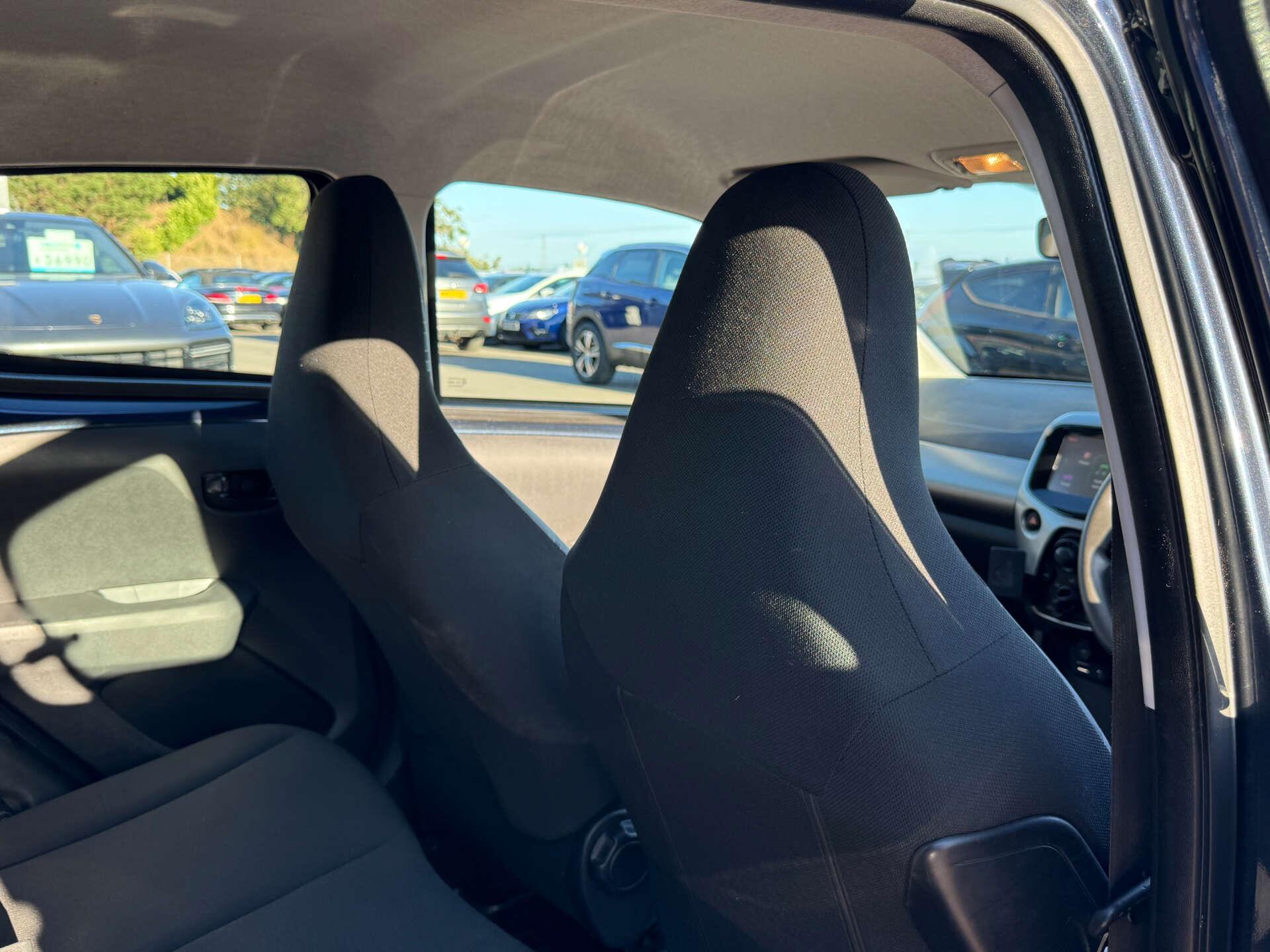 Peugeot 108 view 62