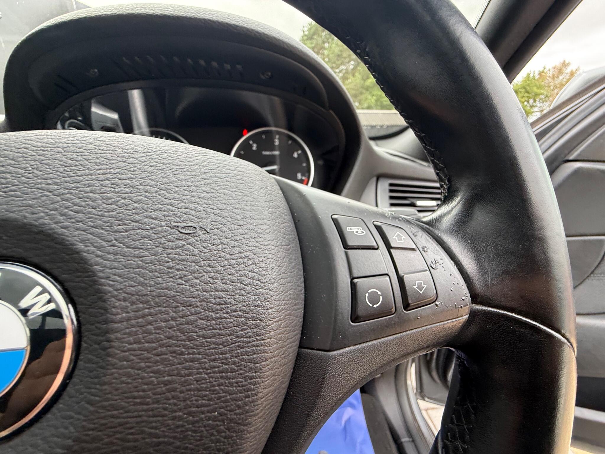 BMW X5 view 33