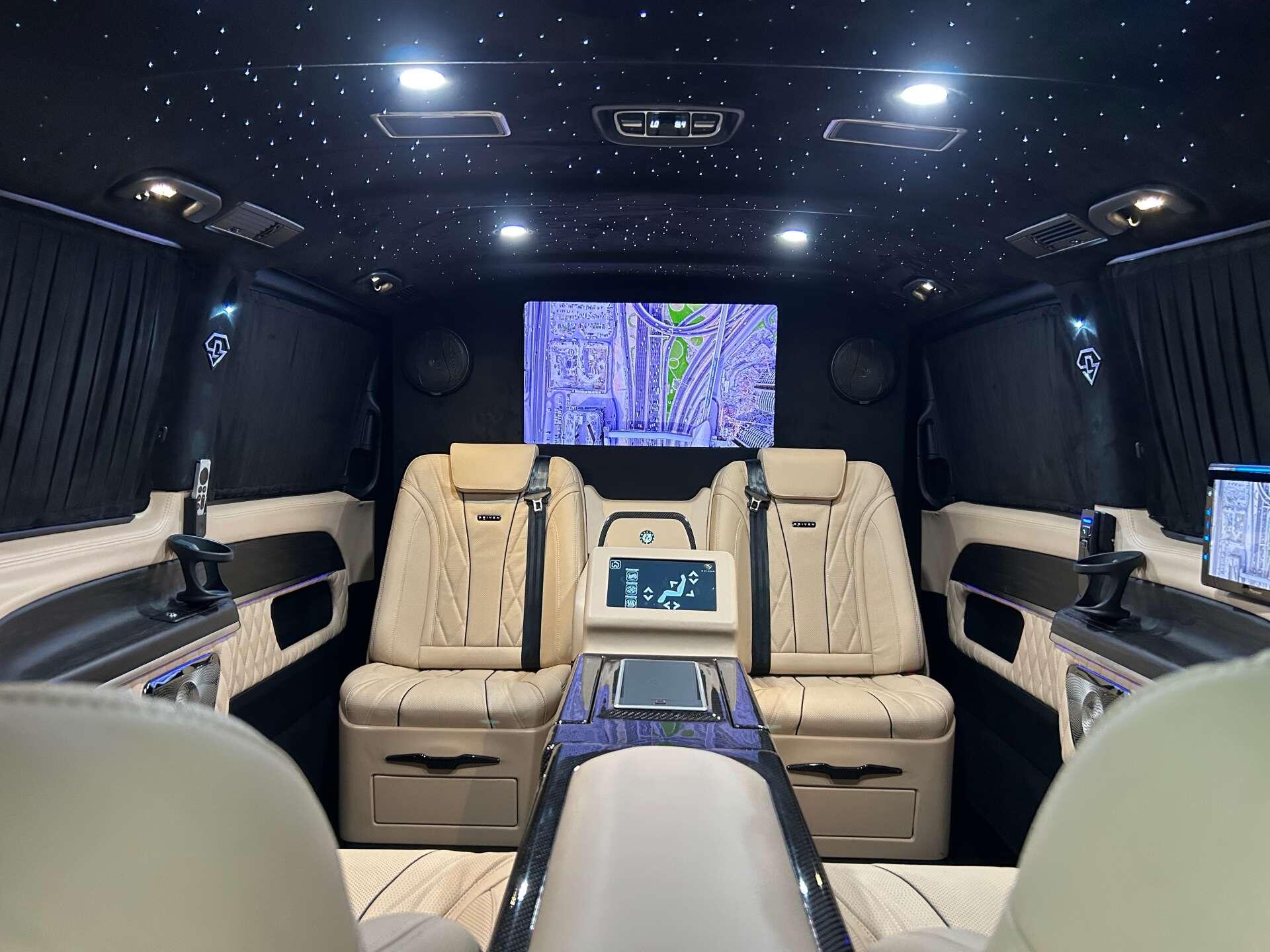 Mercedes-Benz V Class view 40