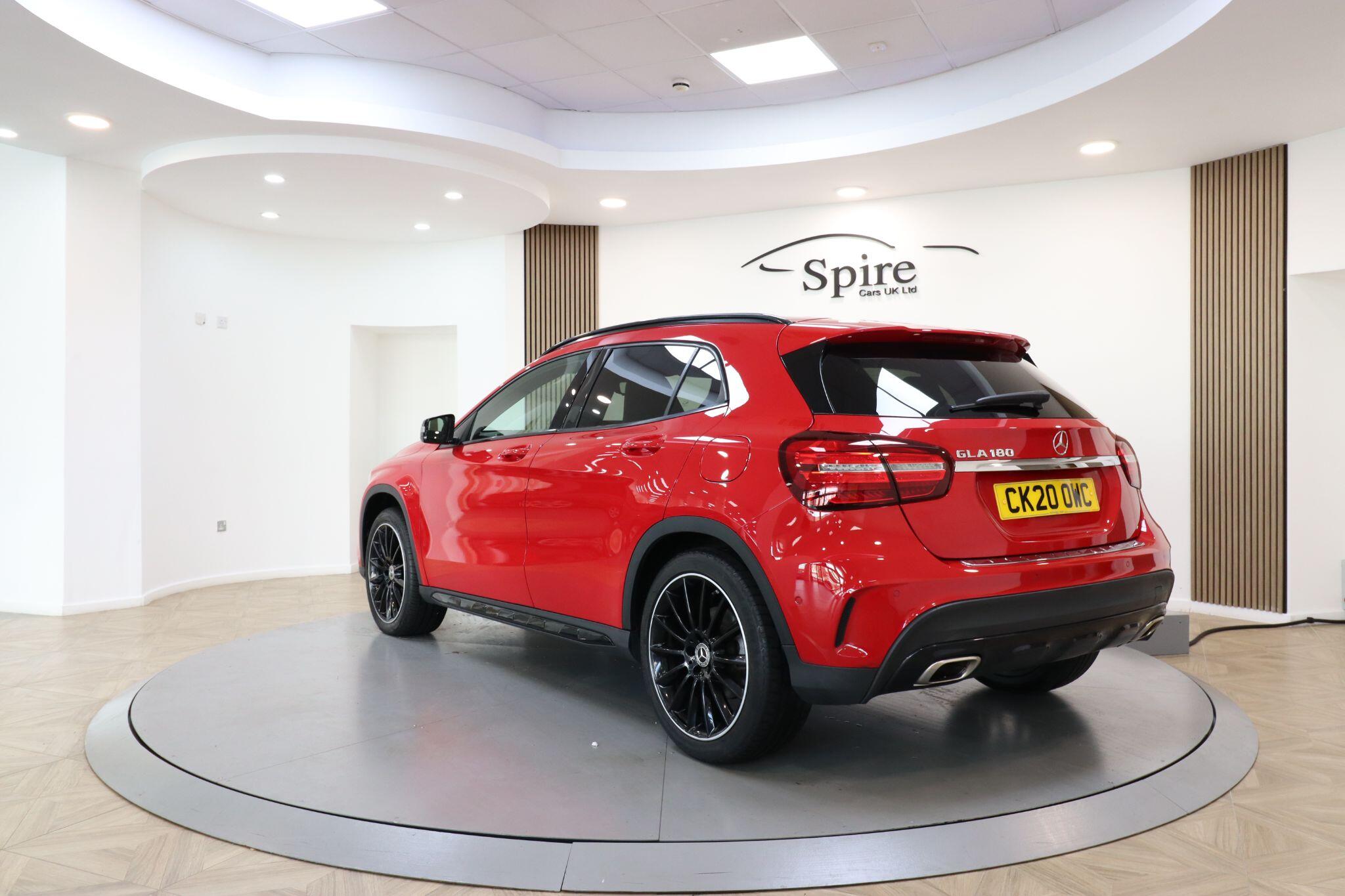 Mercedes-Benz Gla view 8