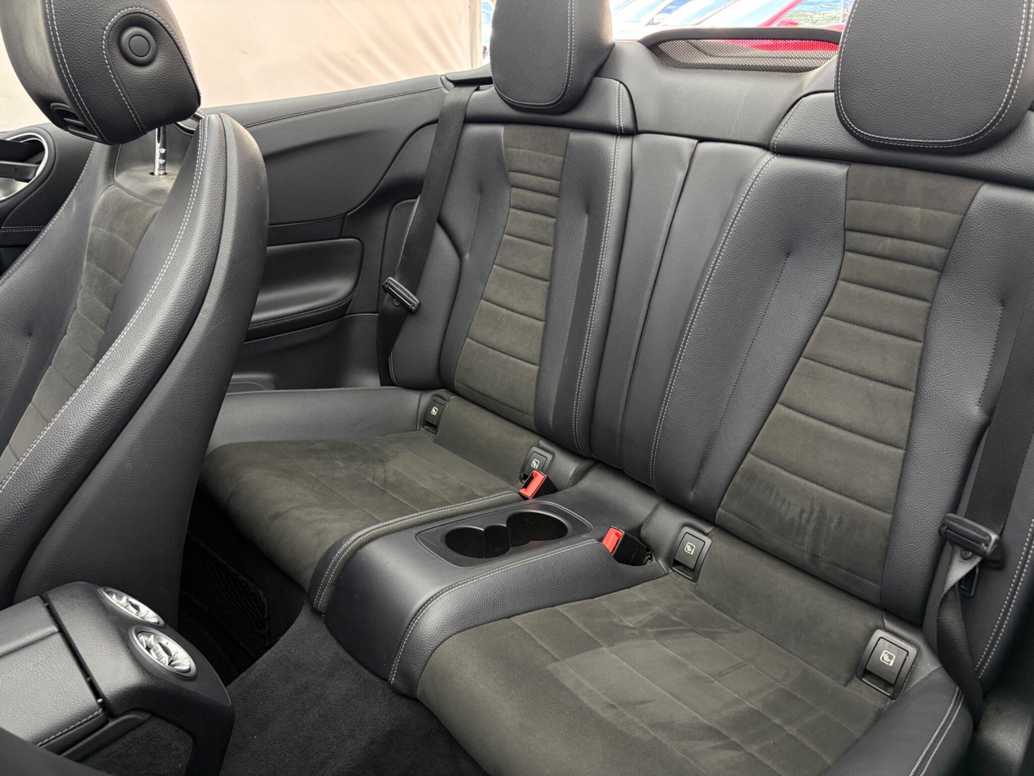 Mercedes-Benz E-Class view 23