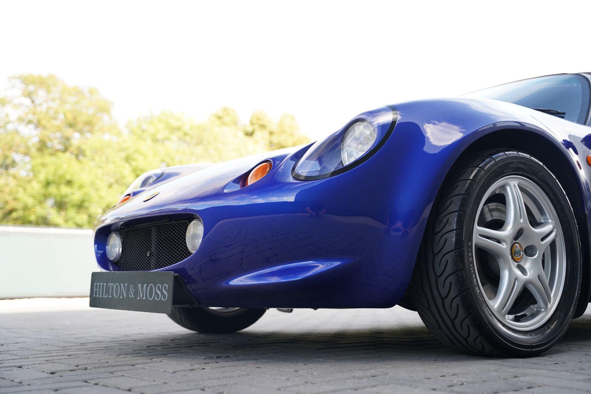 Lotus Elise view 28