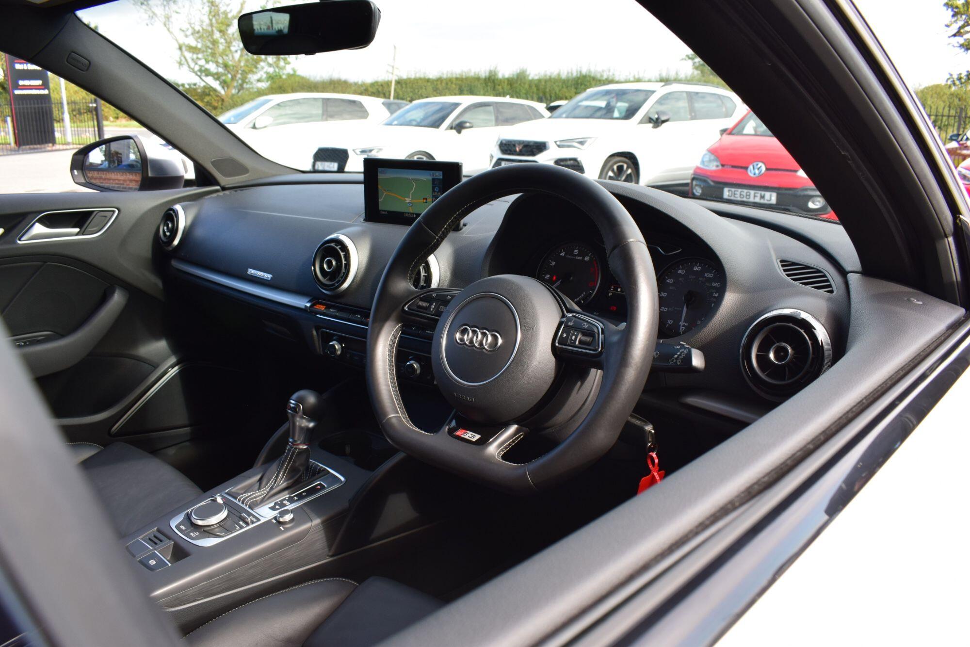 Audi S3 view 11
