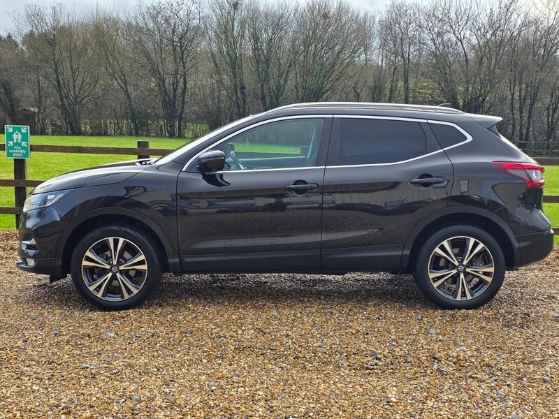 2019 Nissan Qashqai 1.3 DIG-T N-Connecta Euro 6 (s/s) 5dr • 52,400 miles image 10