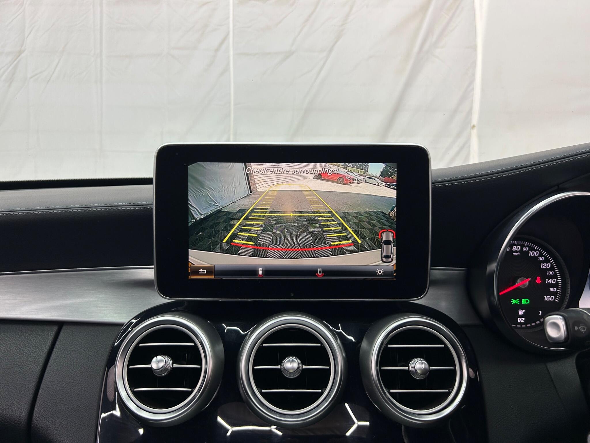 Mercedes-Benz C Class view 40