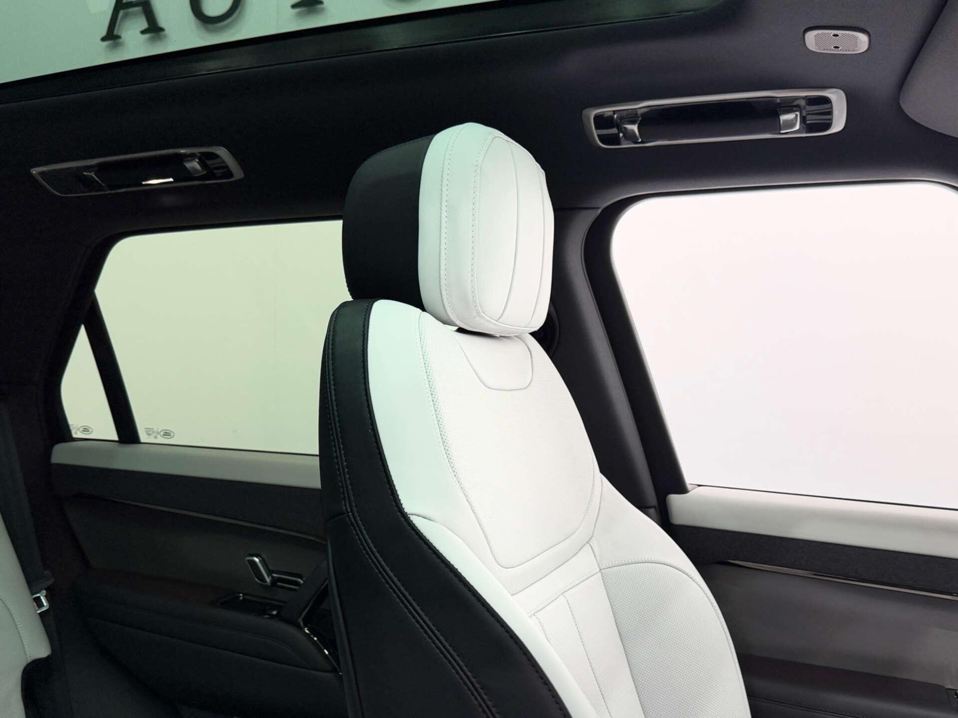 Land Rover Range Rover Sport view 38