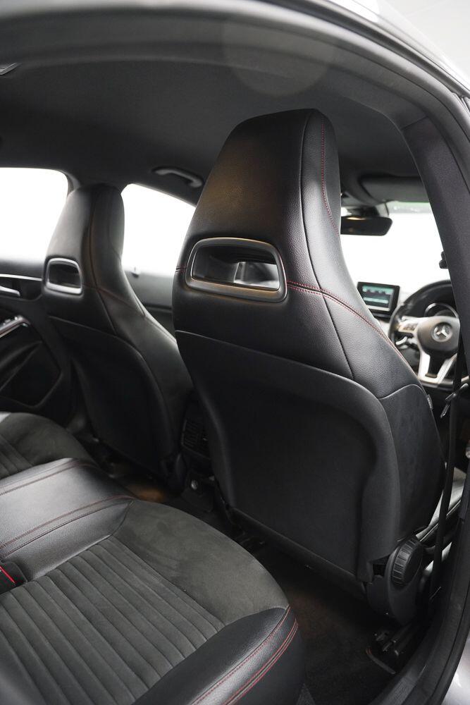 Mercedes-Benz Cla view 16