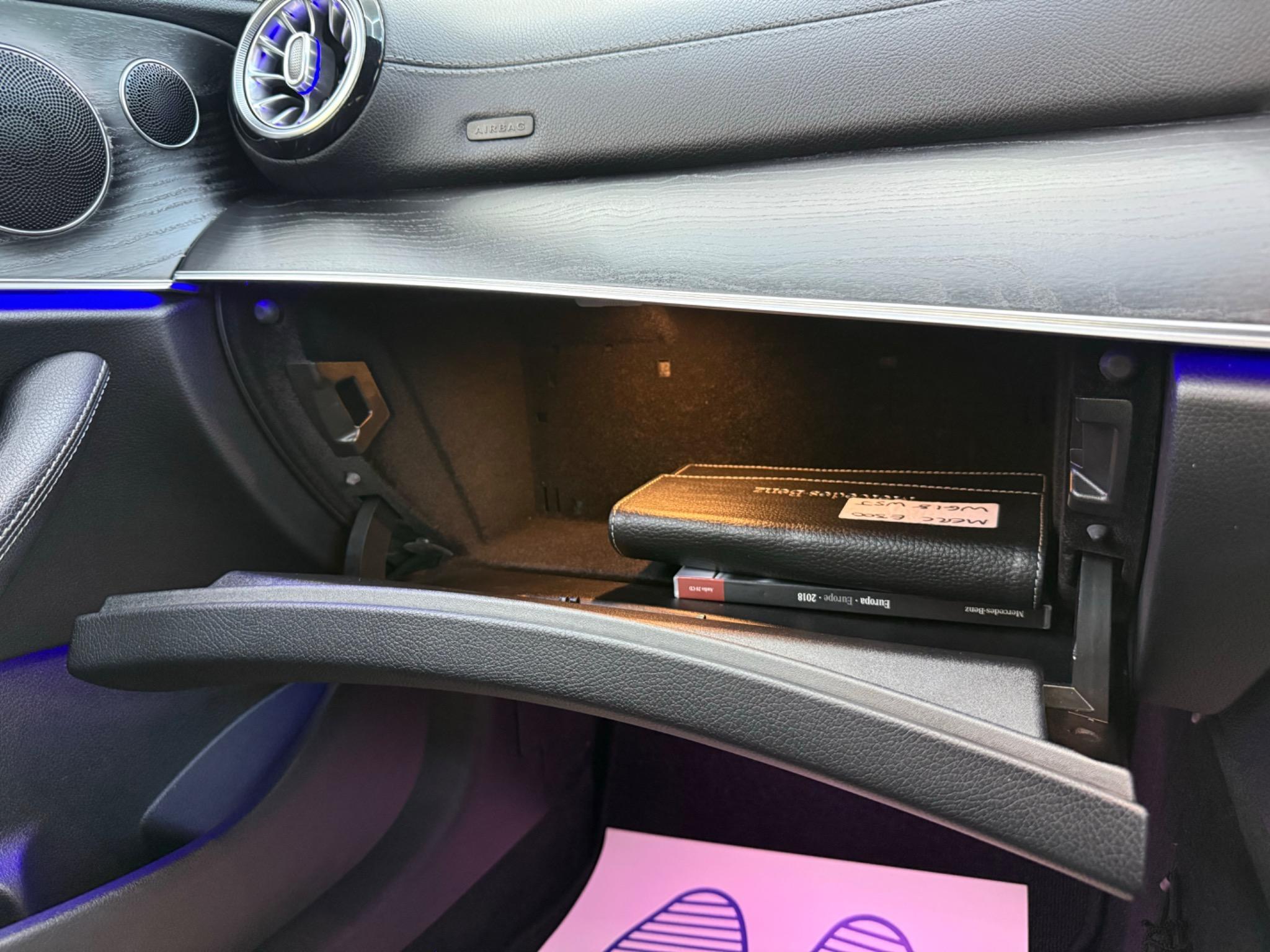Mercedes-Benz E Class view 20