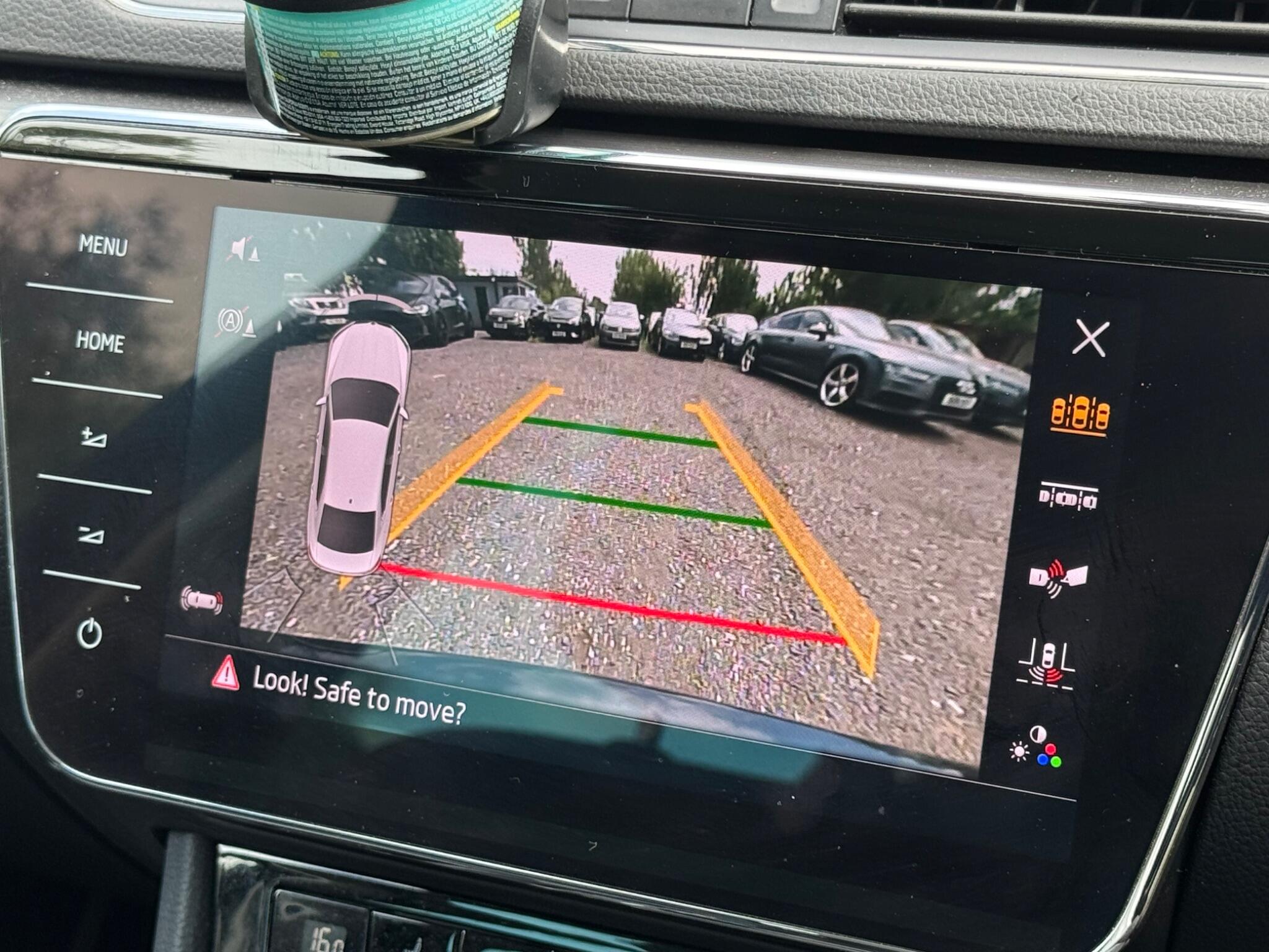 Skoda Superb view 37