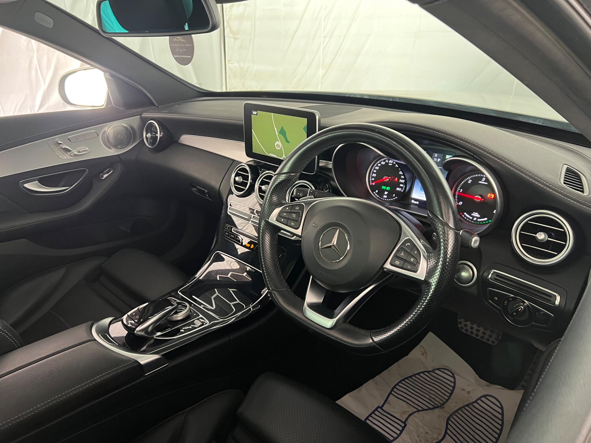 Mercedes-Benz C Class view 18