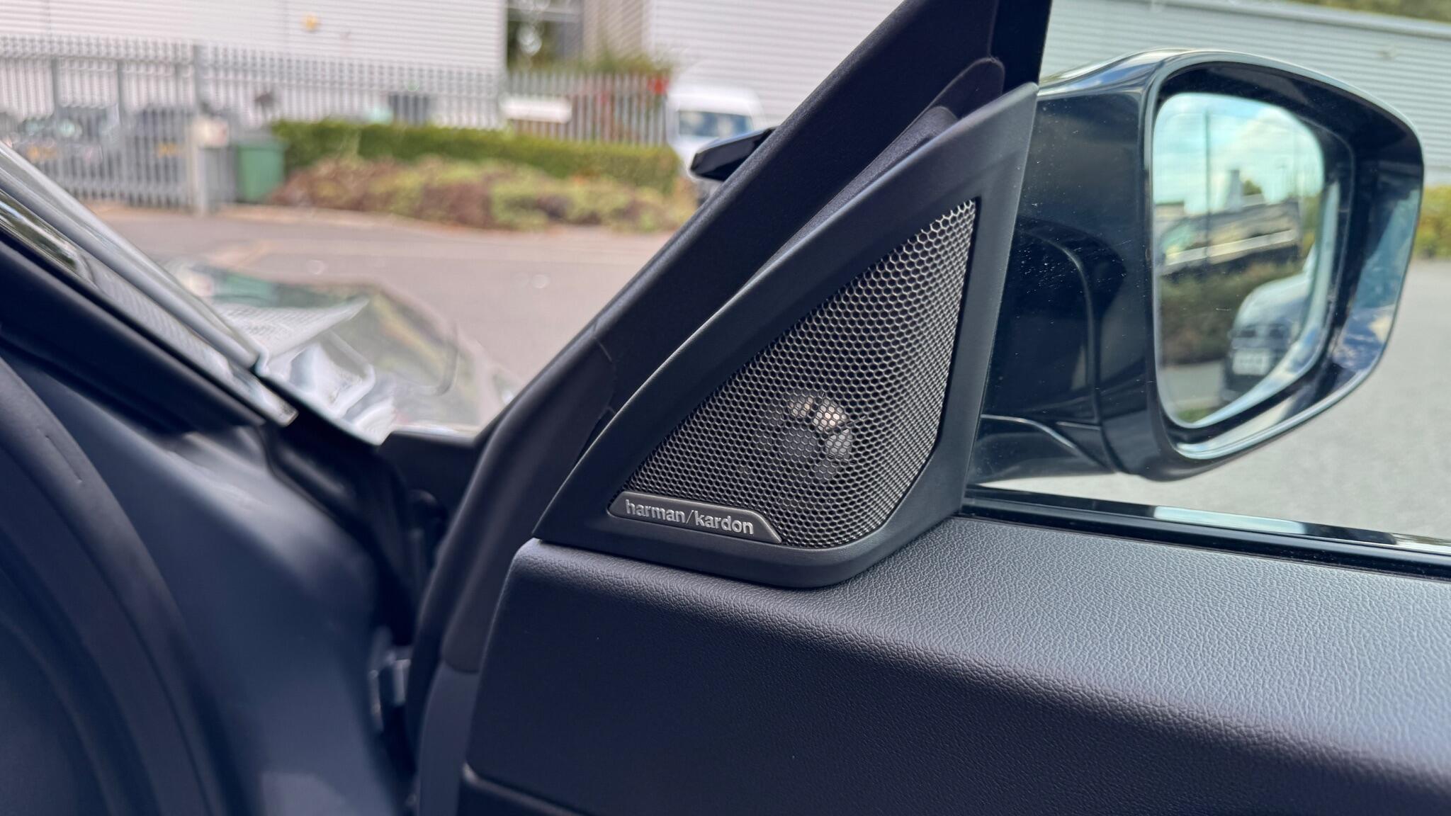 BMW 2 Series view 25