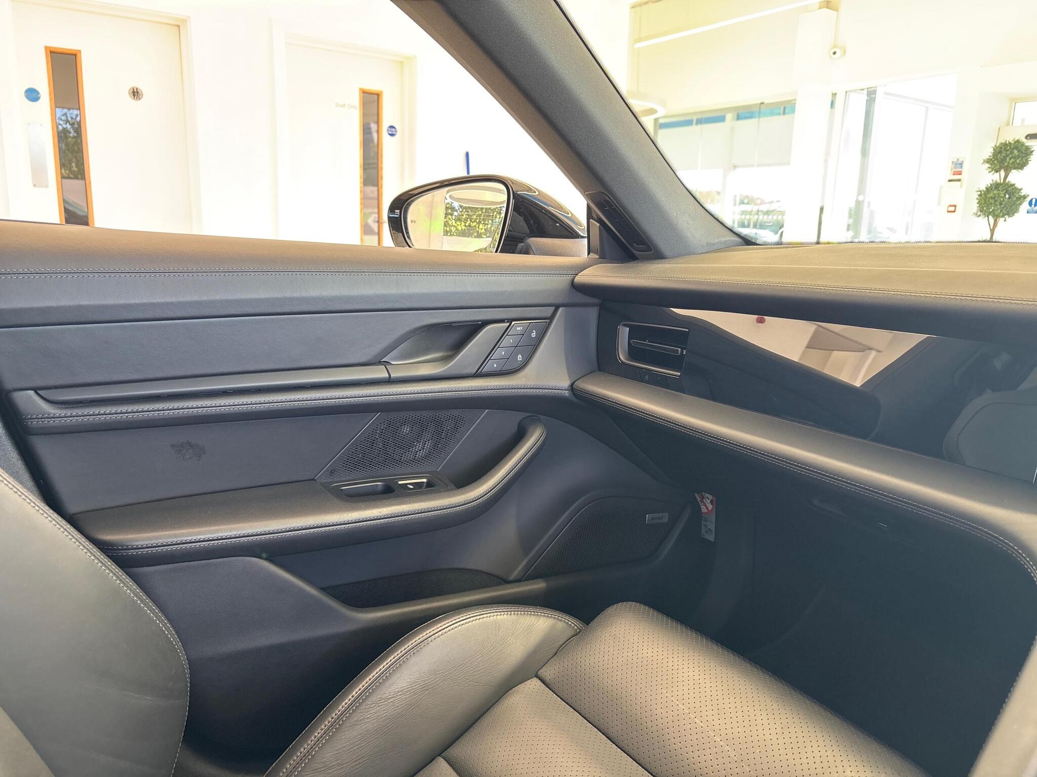 Porsche Taycan view 43