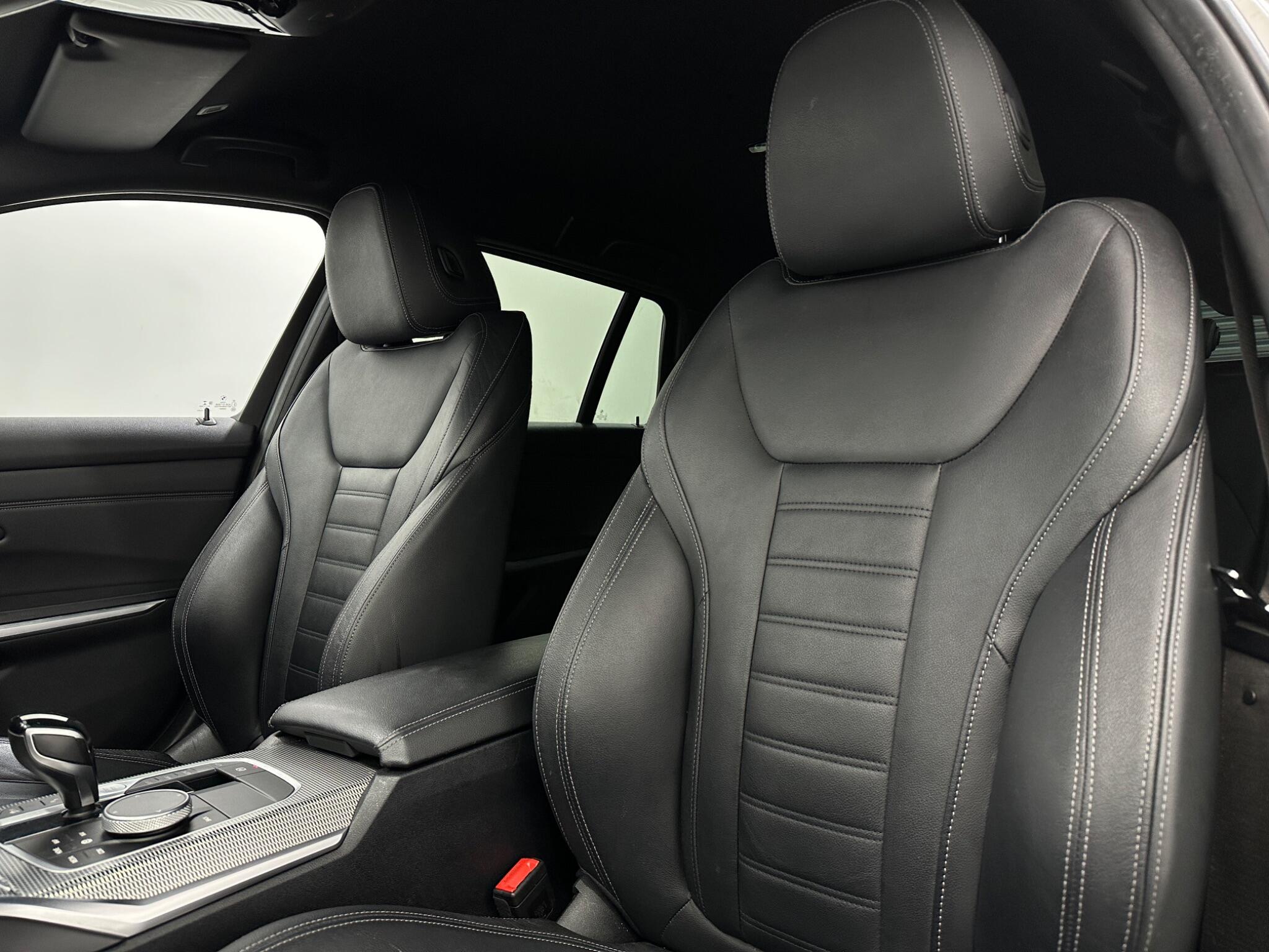 BMW 3 Series view 37