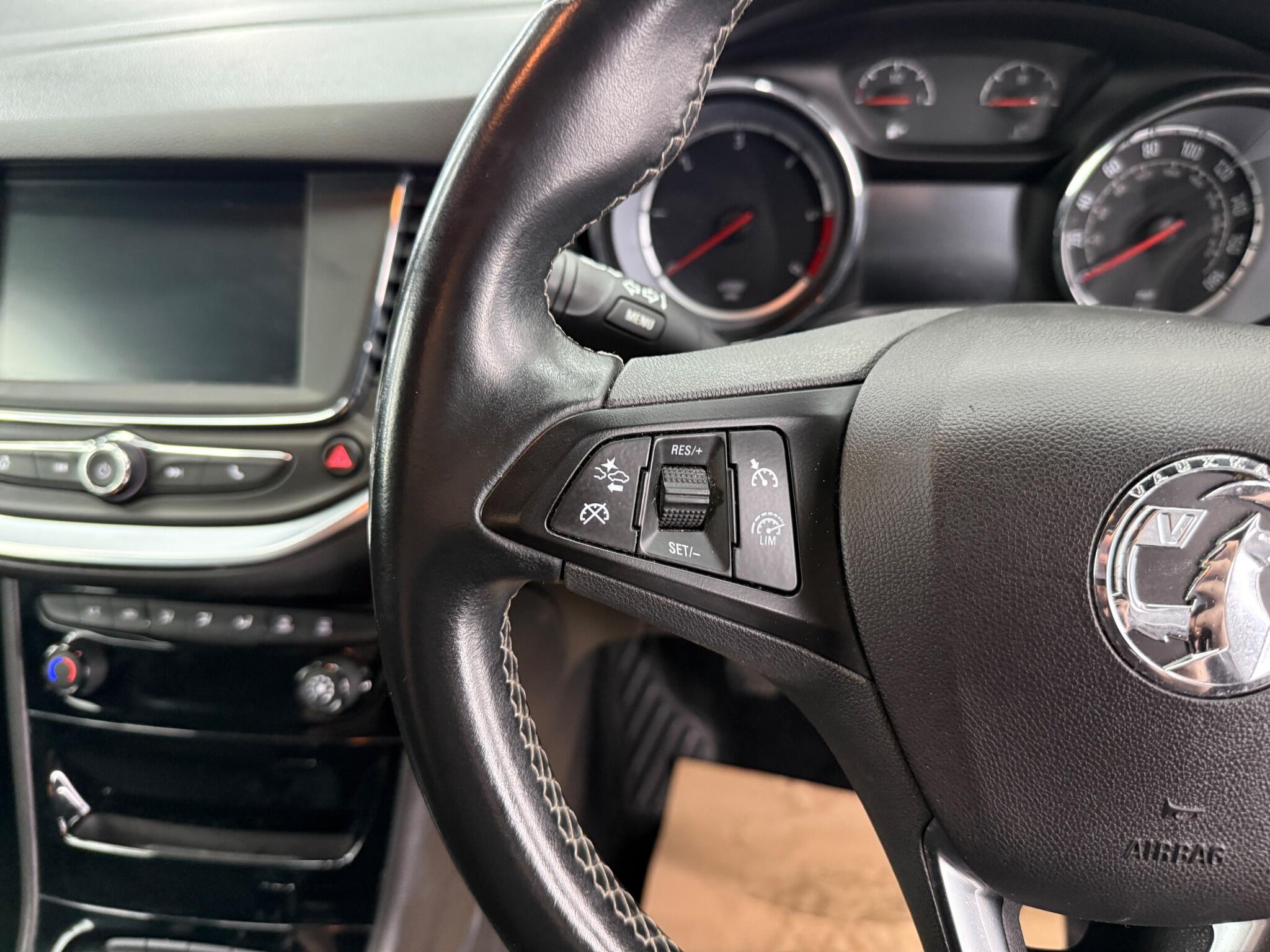 Vauxhall Astra view 33