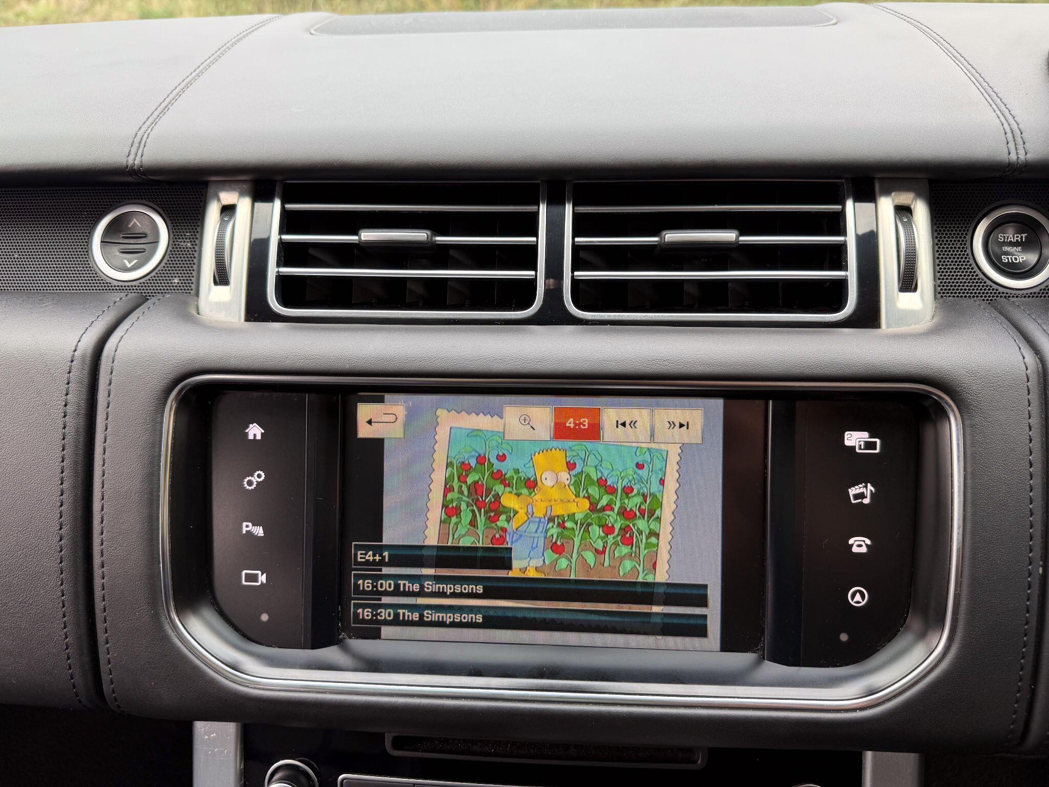 Land Rover Range Rover view 20