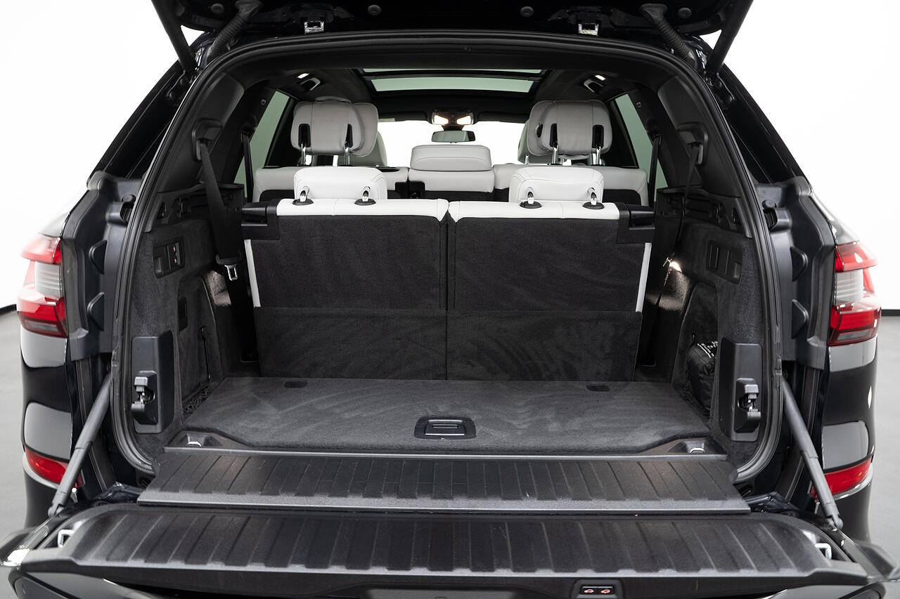 BMW X5 view 29