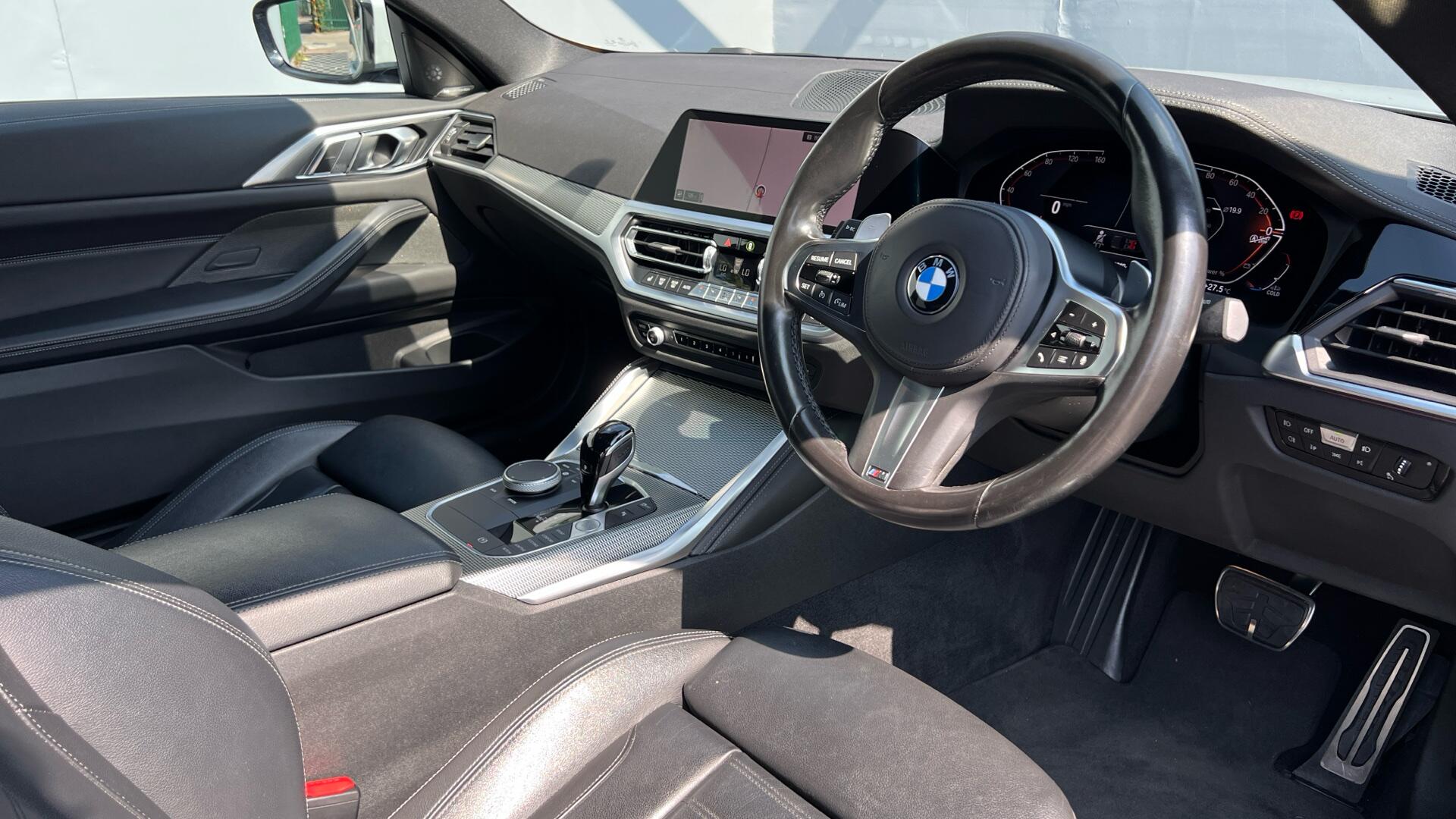 BMW 4 Series view 6