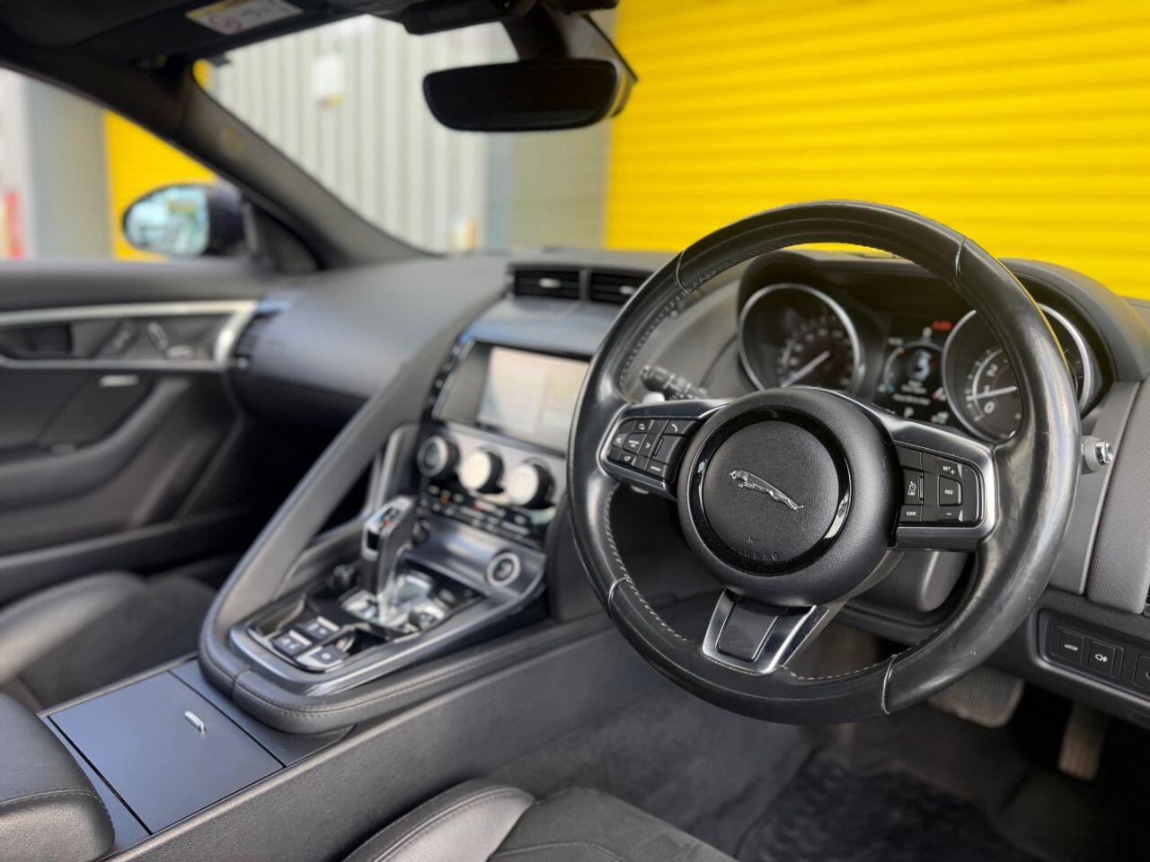 Jaguar F-Type view 19