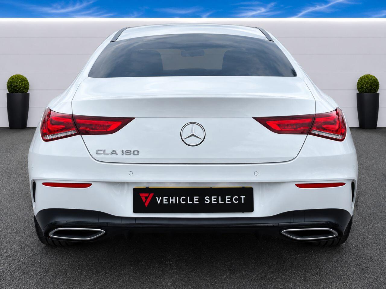 Mercedes-Benz Cla view 11