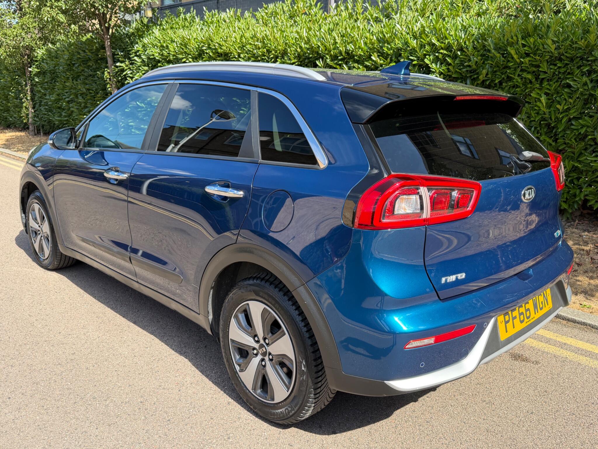 Kia Niro view 7