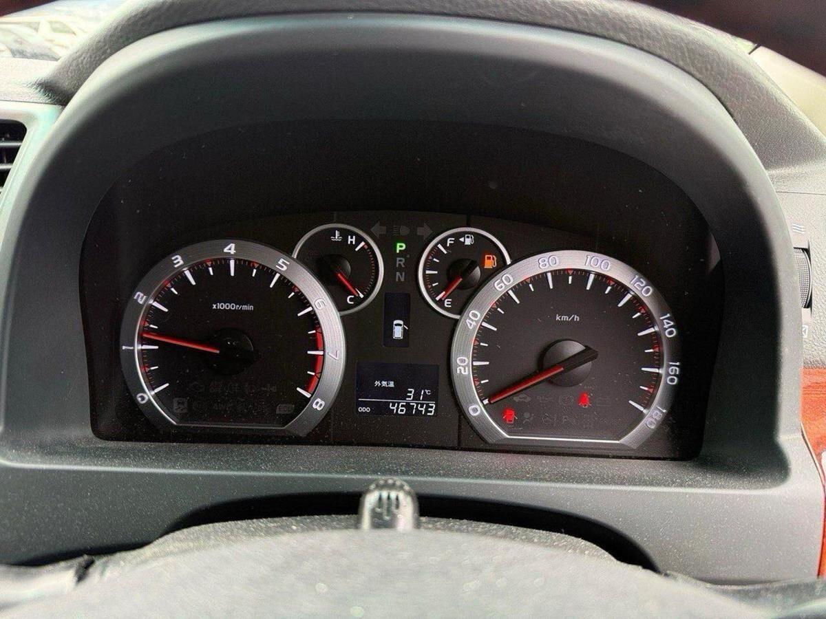 Toyota Vellfire view 13