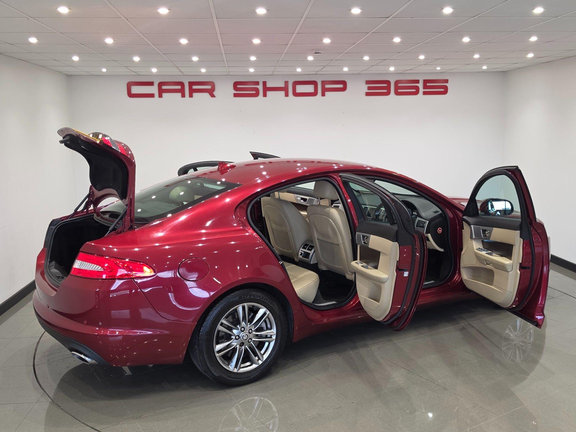 Jaguar XF view 46