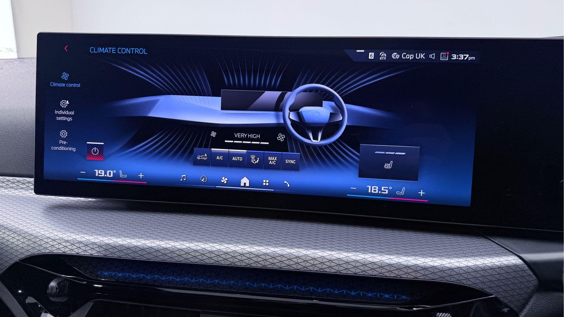 BMW I4 view 25