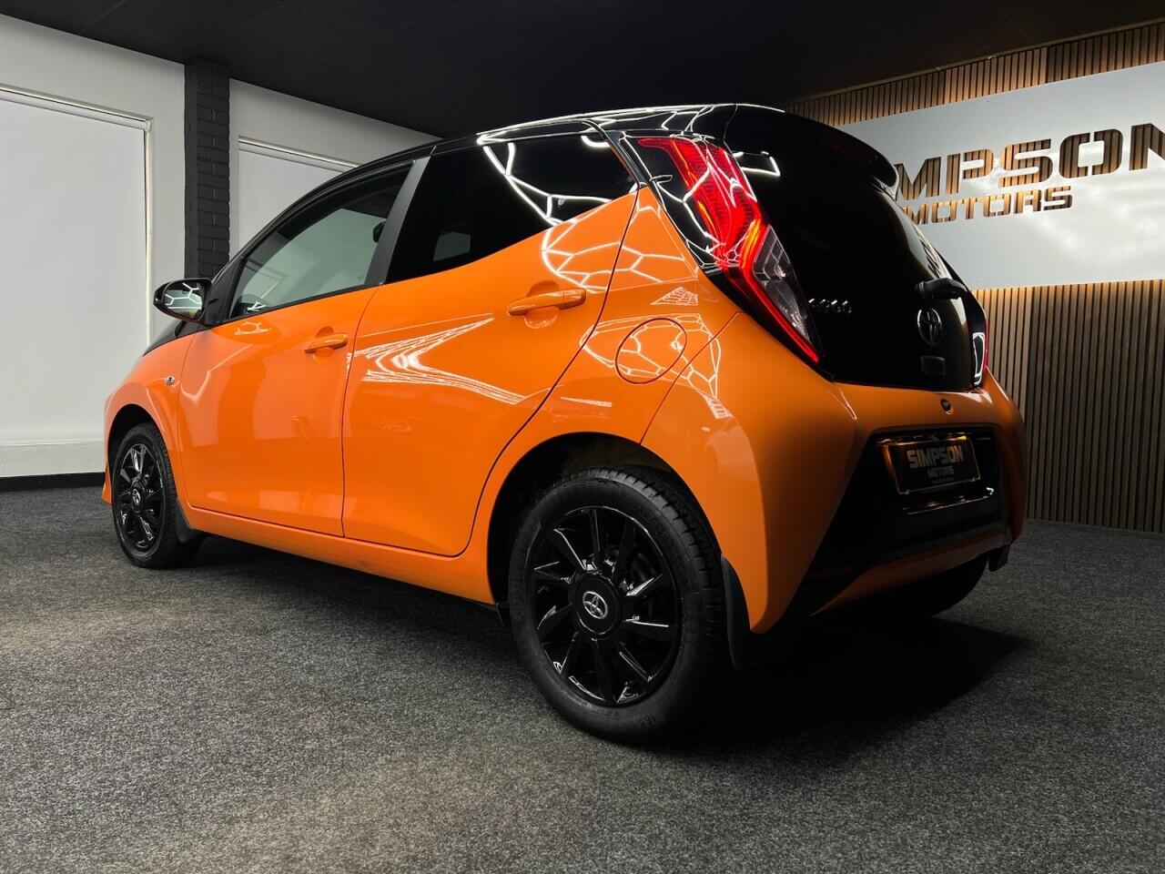 Toyota Aygo view 5