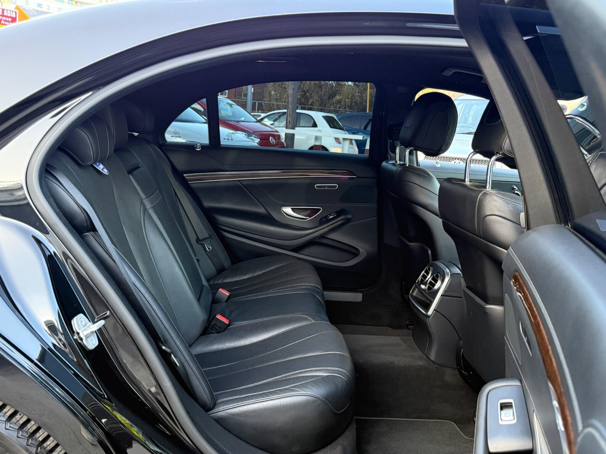 Mercedes-Benz S Class - Image 39