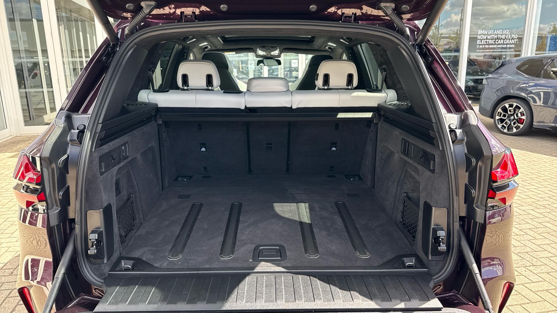 BMW X5 M view 38