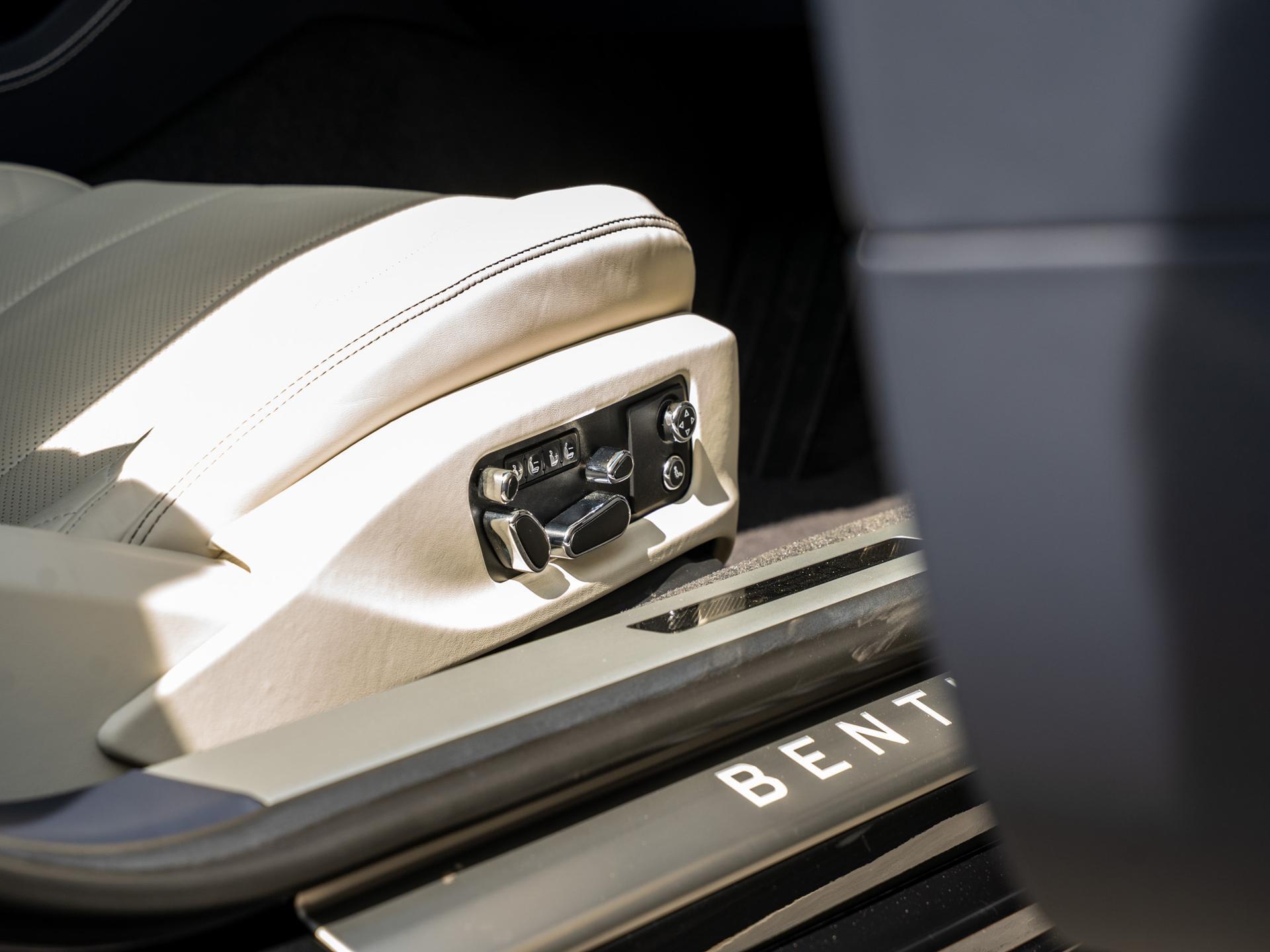 Bentley Continental view 32