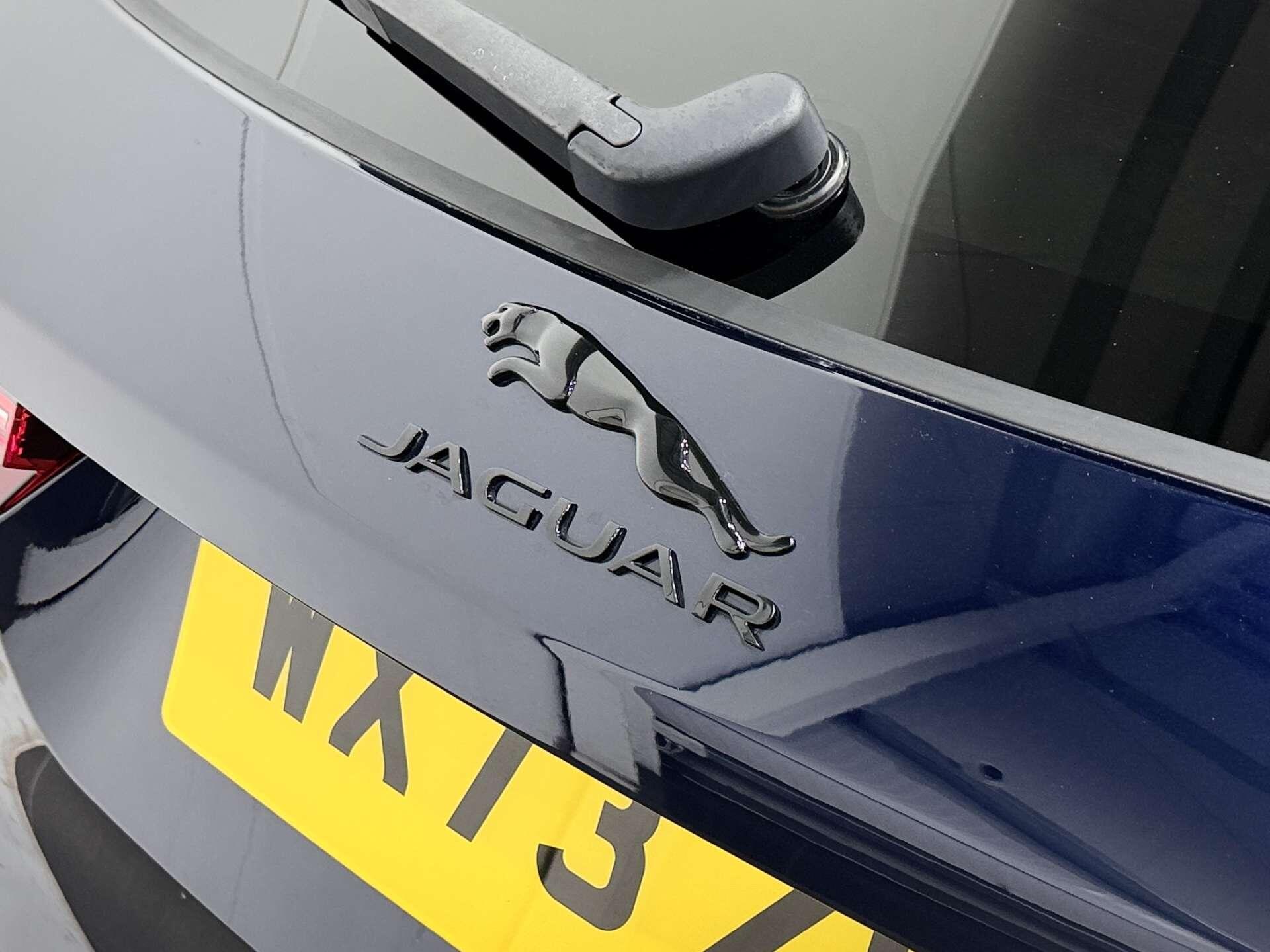 Jaguar F-Pace view 47