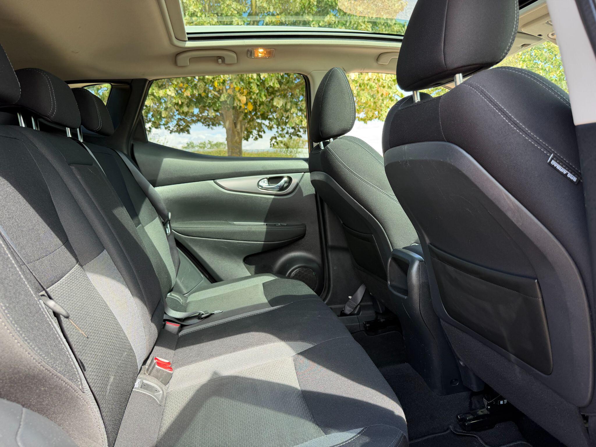 Nissan Qashqai view 24