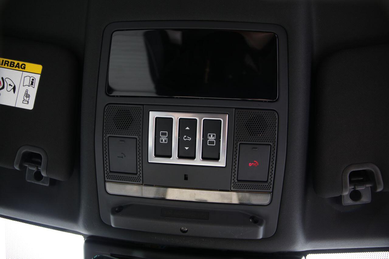 Land Rover Discovery view 43