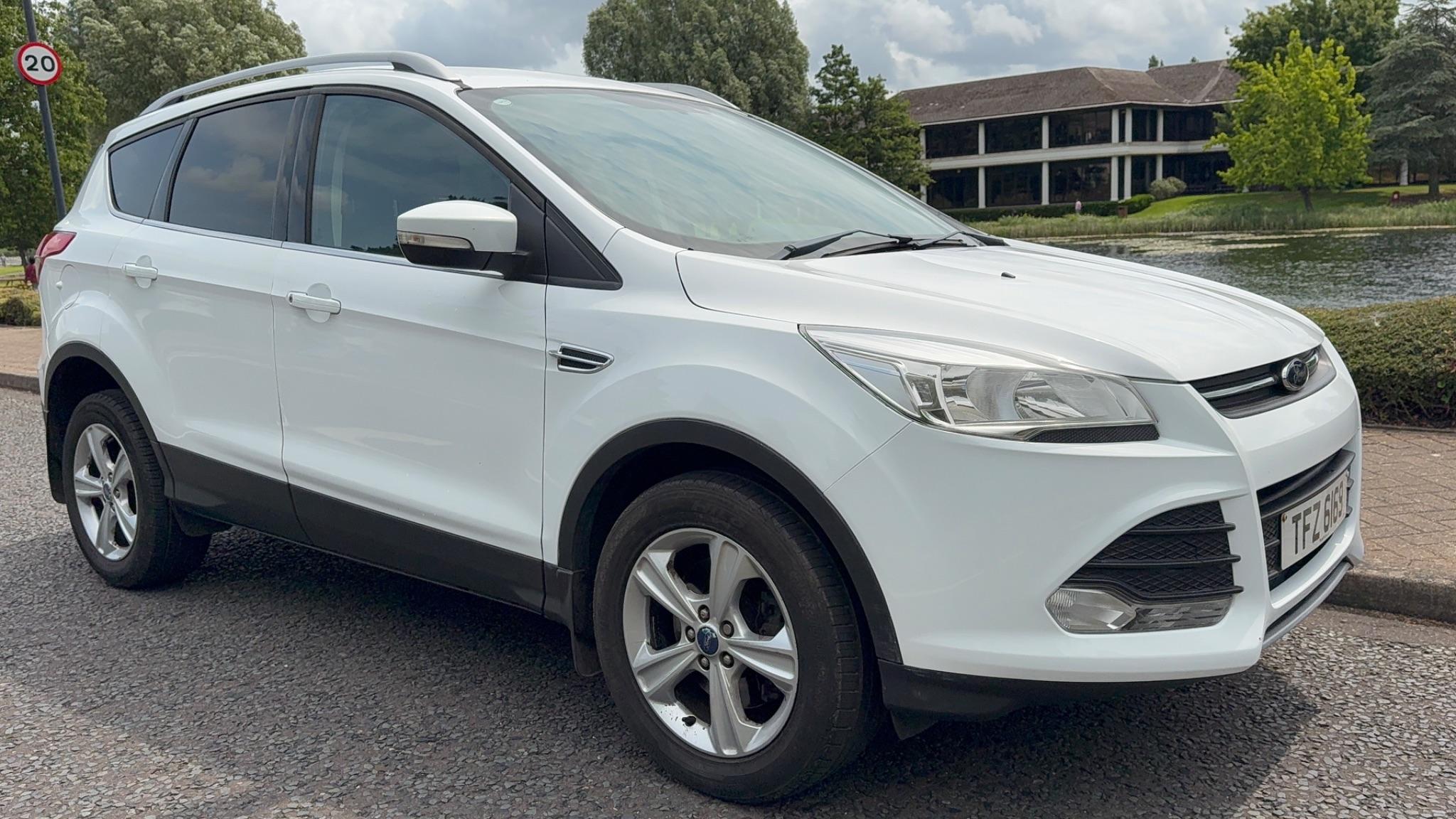 2014 Ford Kuga 2.0 TDCi Zetec AWD Euro 5 5dr • 87,800 miles image 10