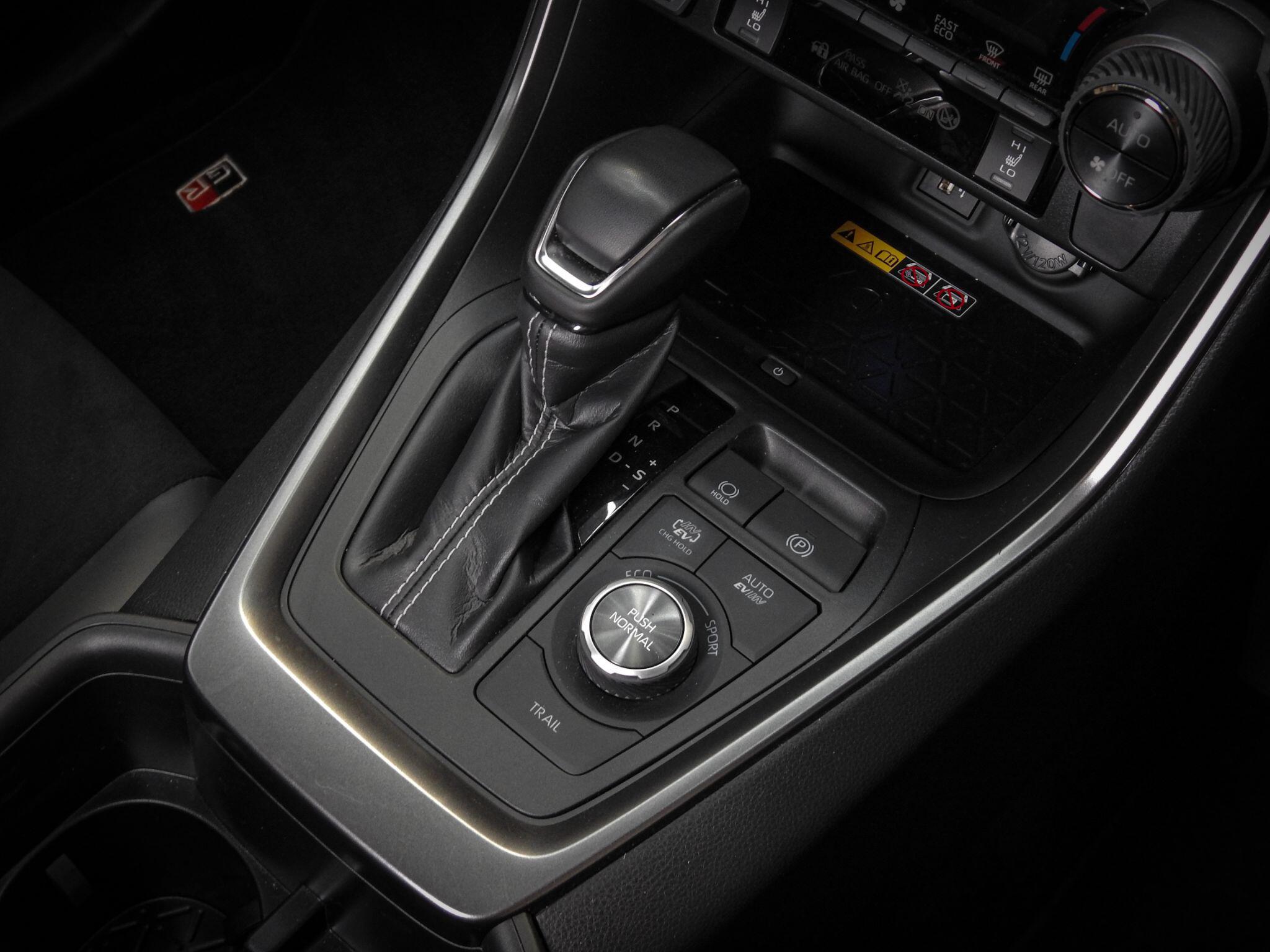 Toyota Rav4 view 28