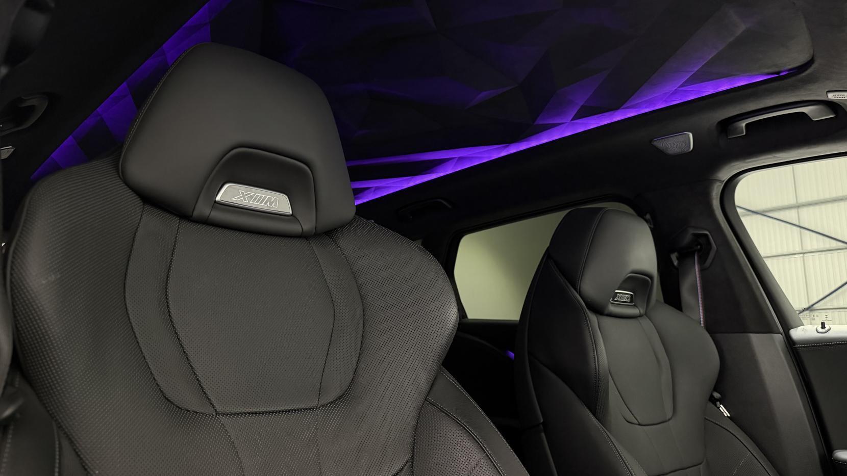 BMW XM view 26