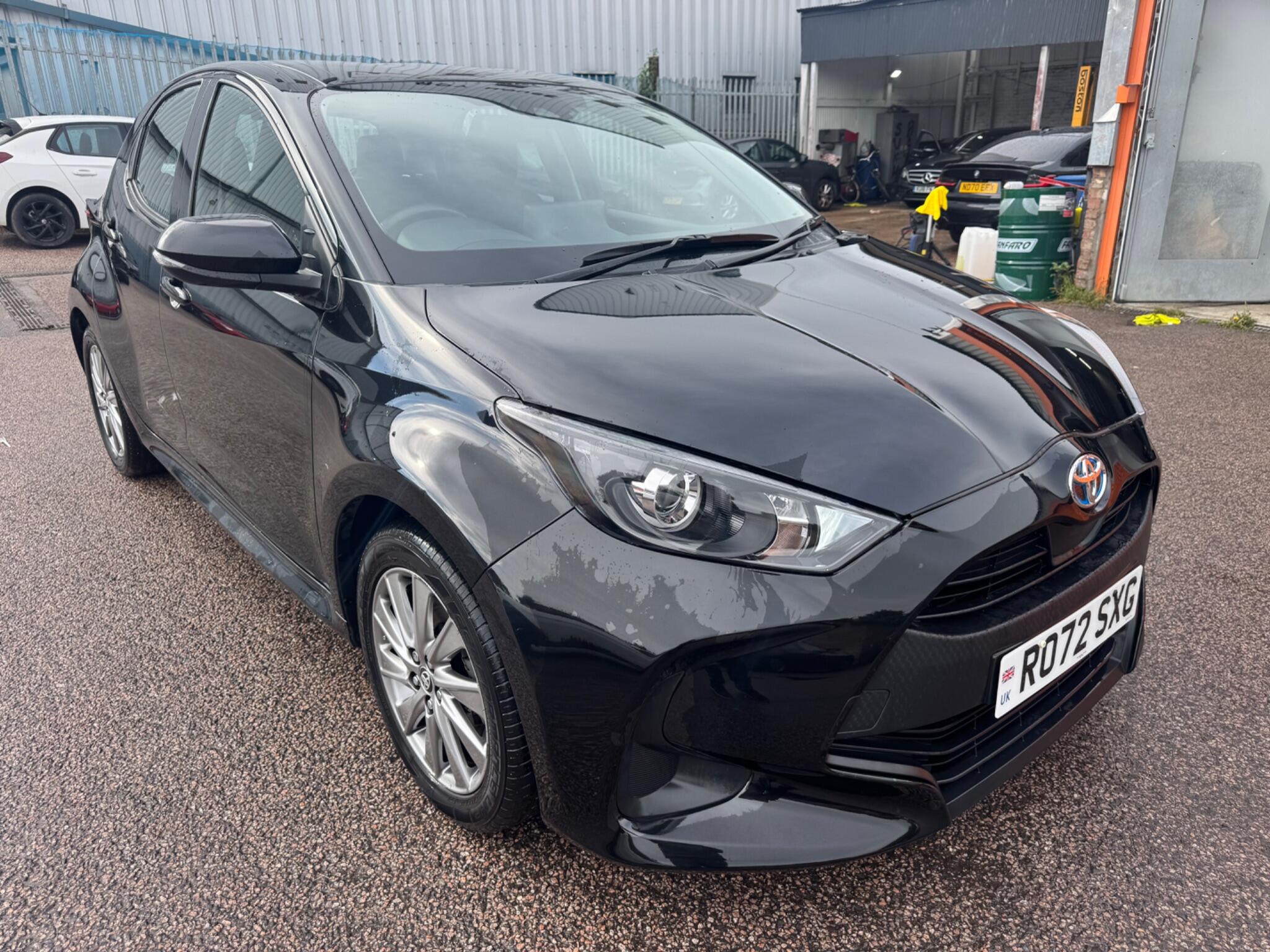 Toyota Yaris main image