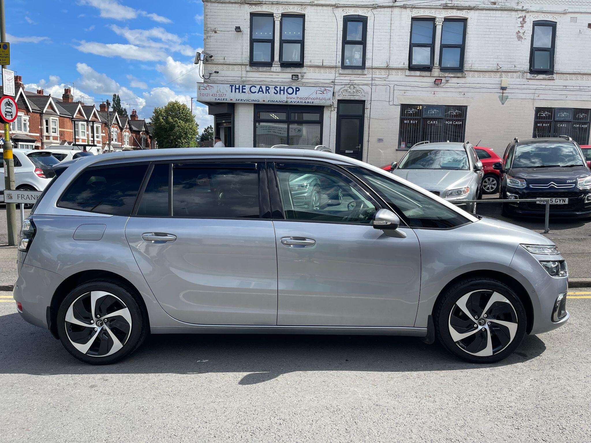 Citroen Grand C4 Spacetourer view 13