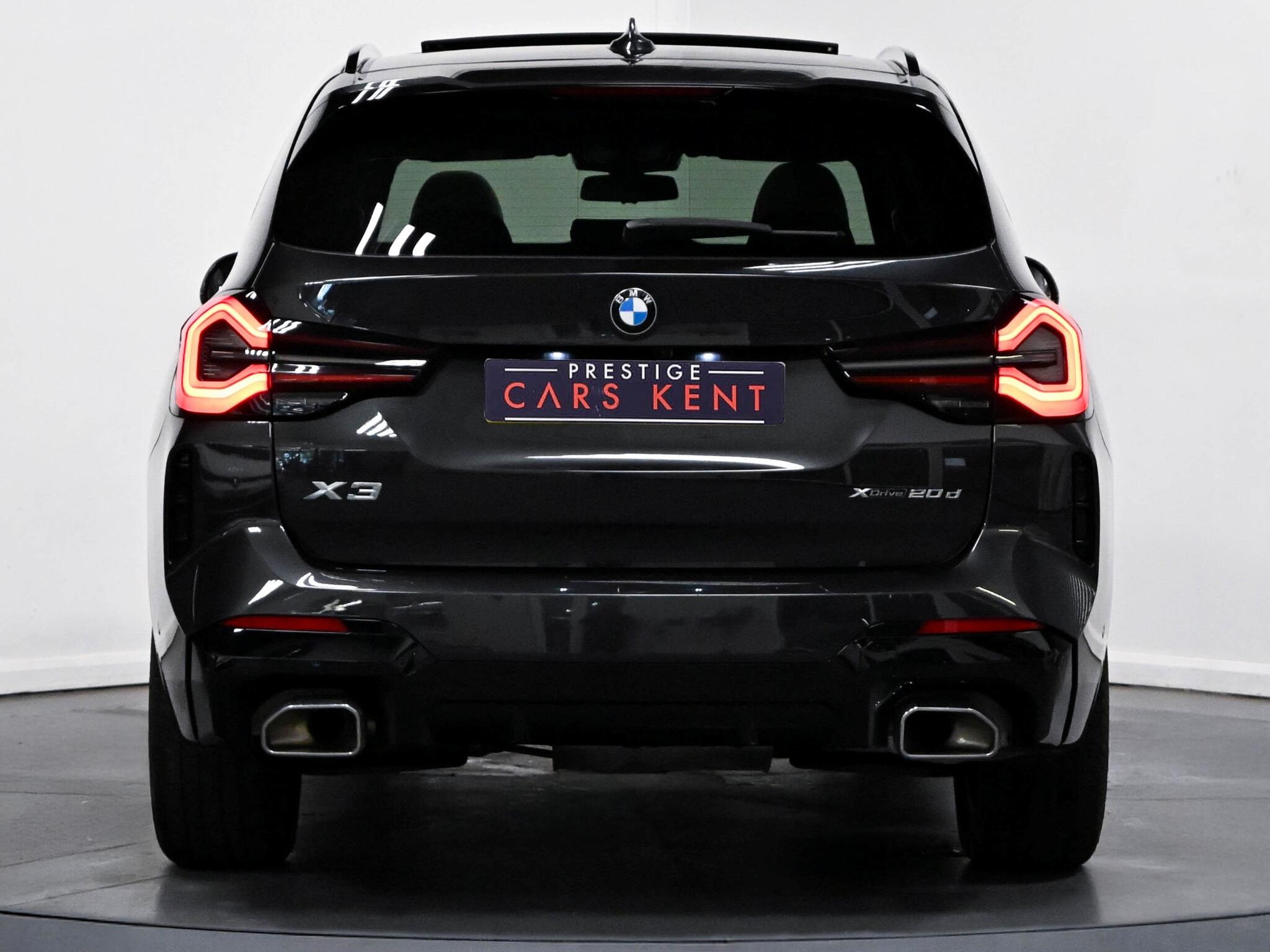 BMW X3 view 17