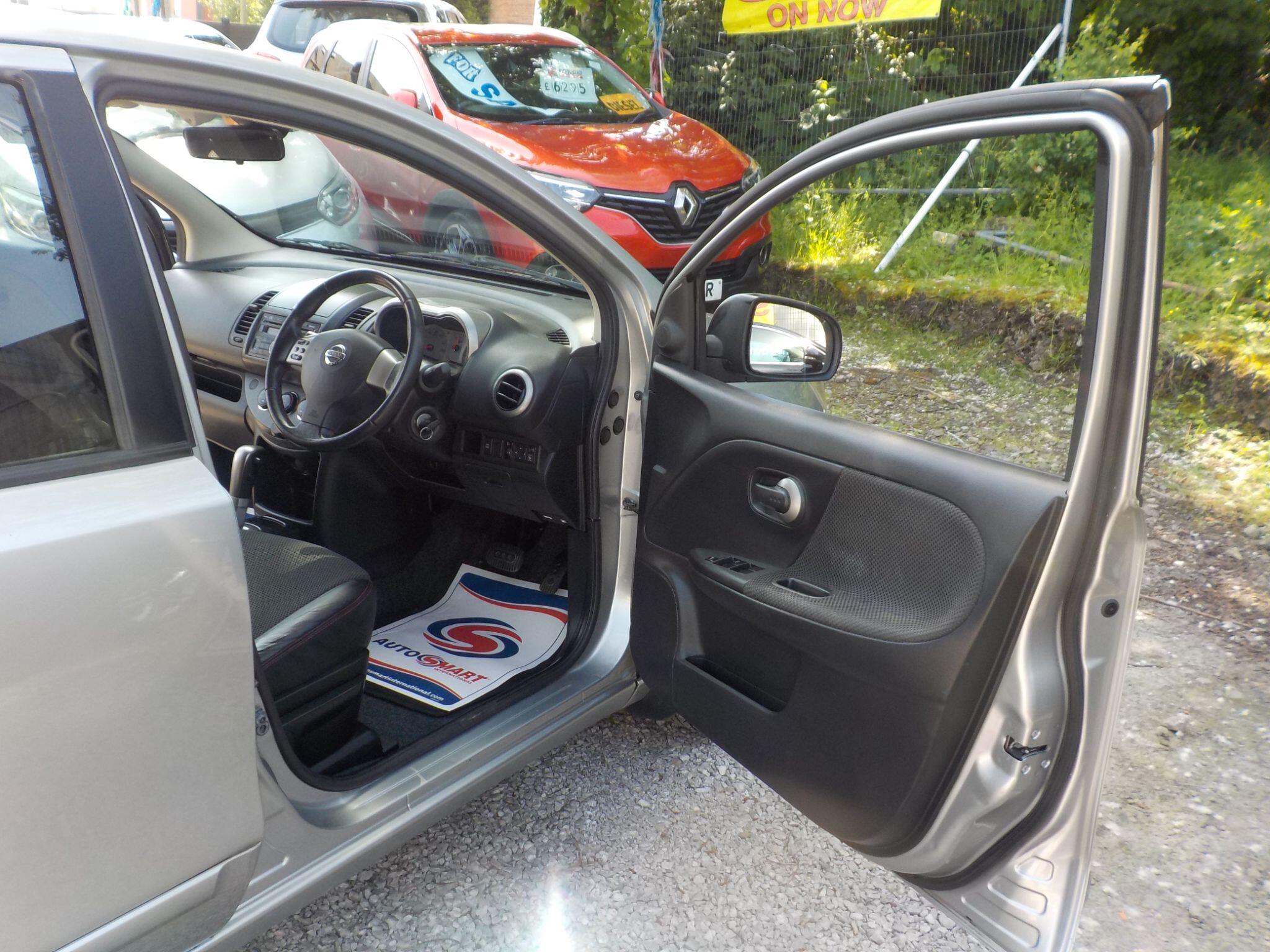 Nissan Note 1.6 16V Tekna Auto Euro 4 5dr