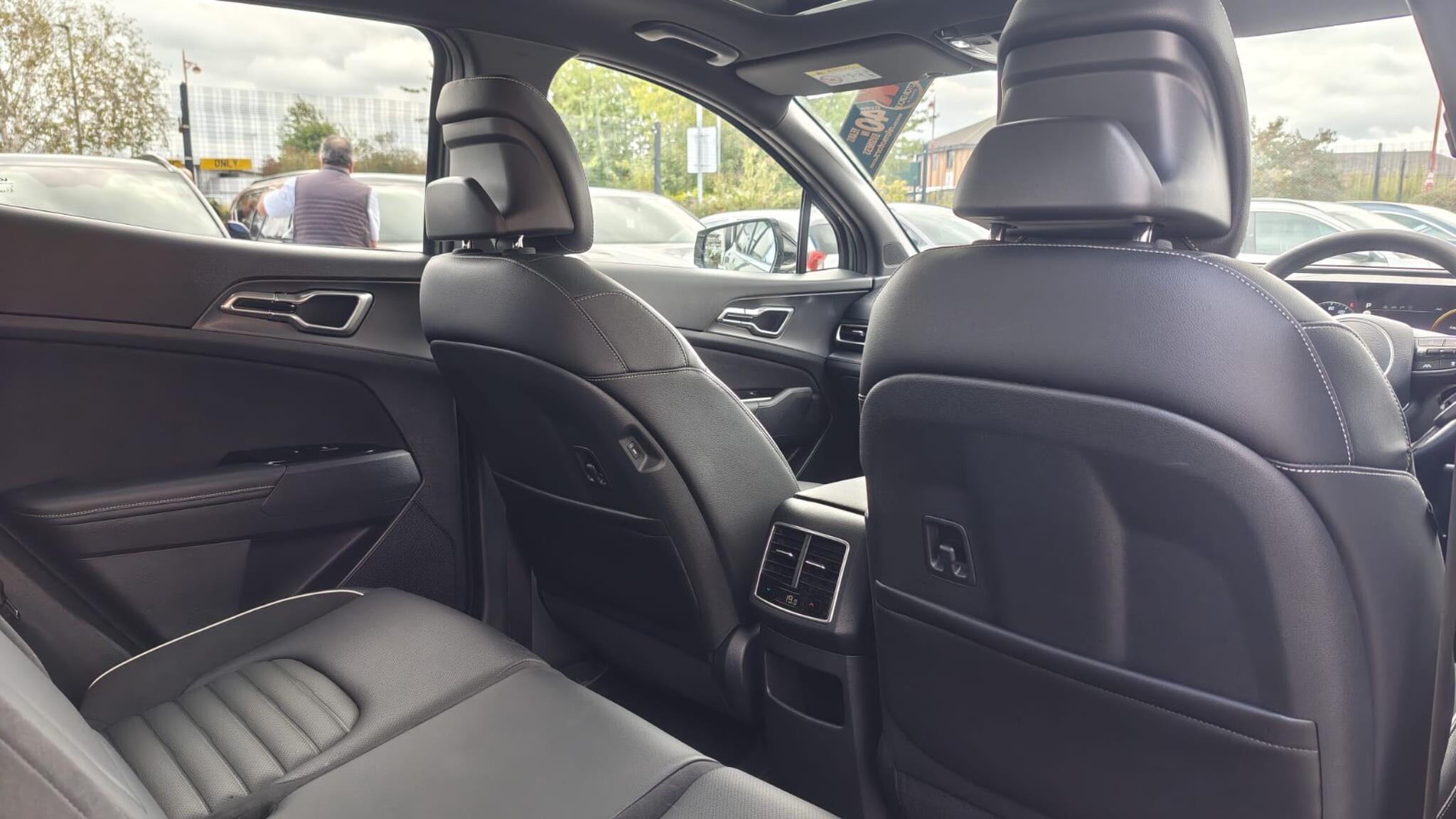 Kia Sportage view 23