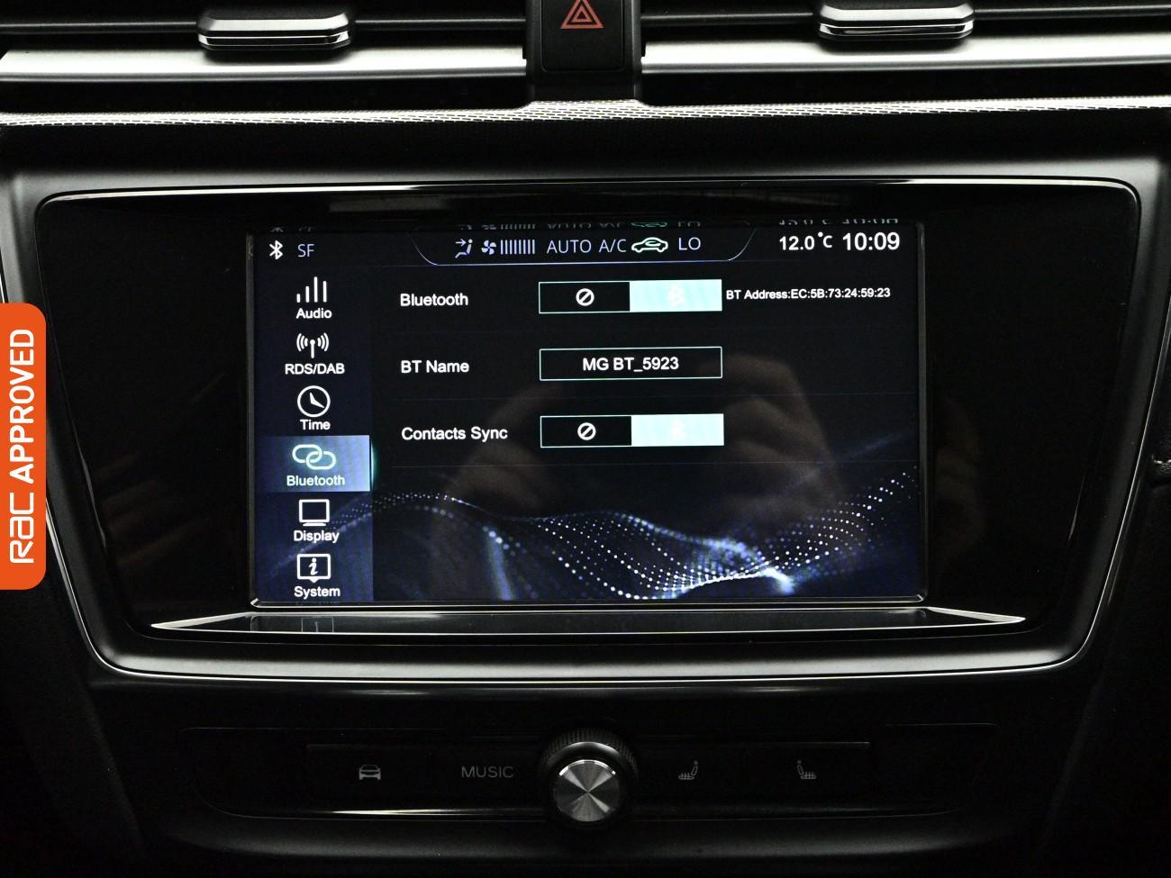 MG MG5 view 15