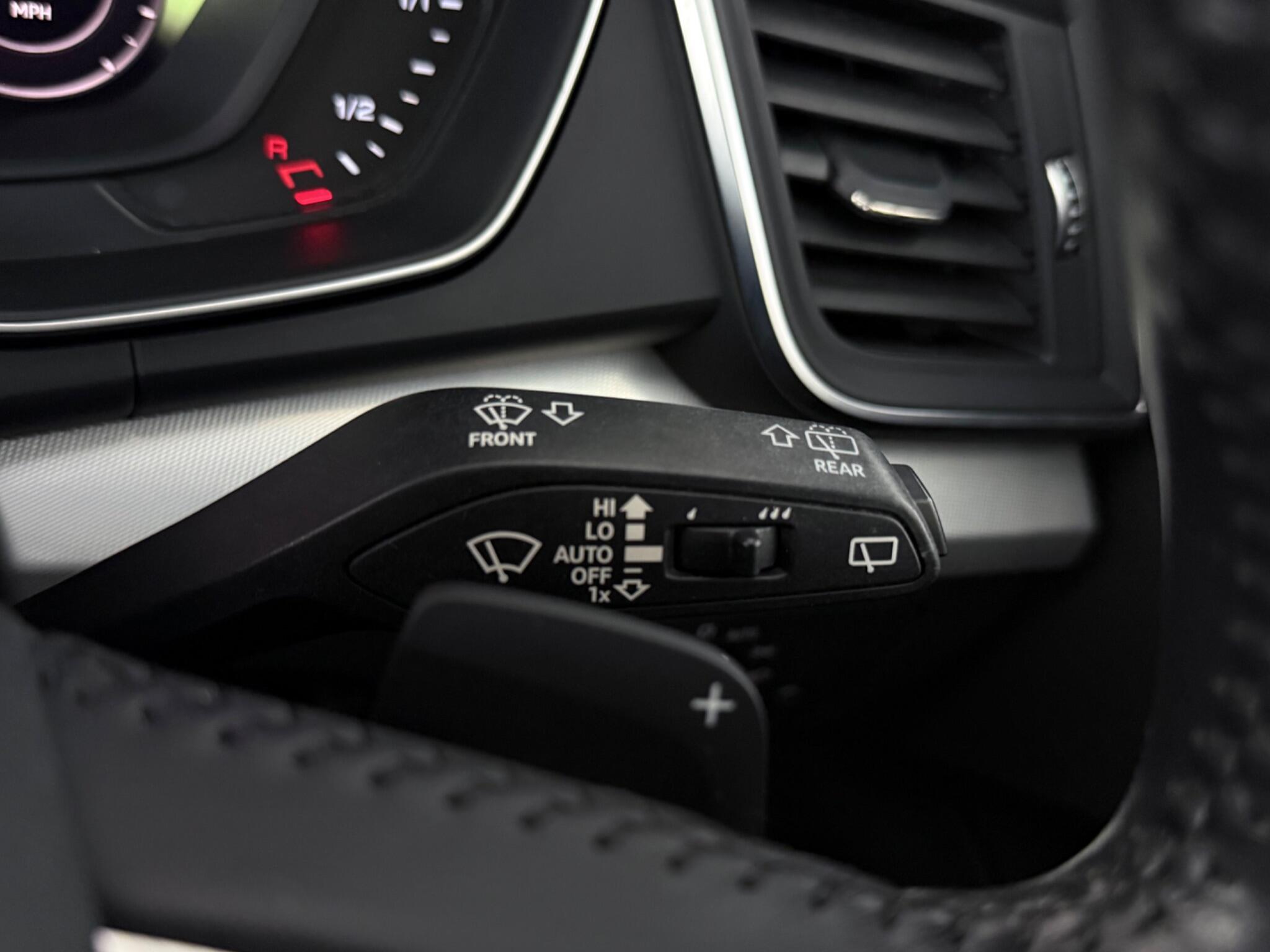Audi Q5 view 19