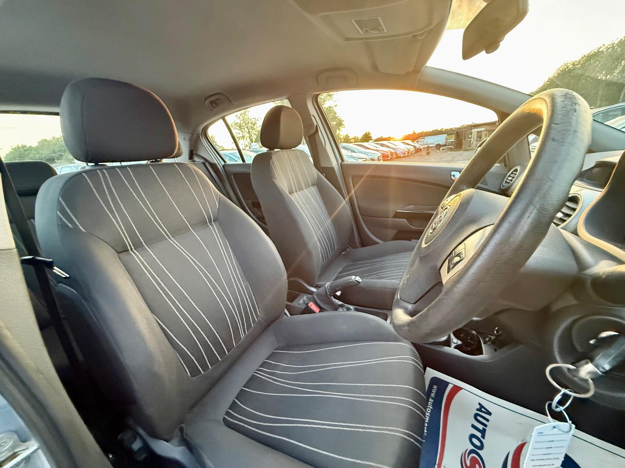 Vauxhall Corsa view 25