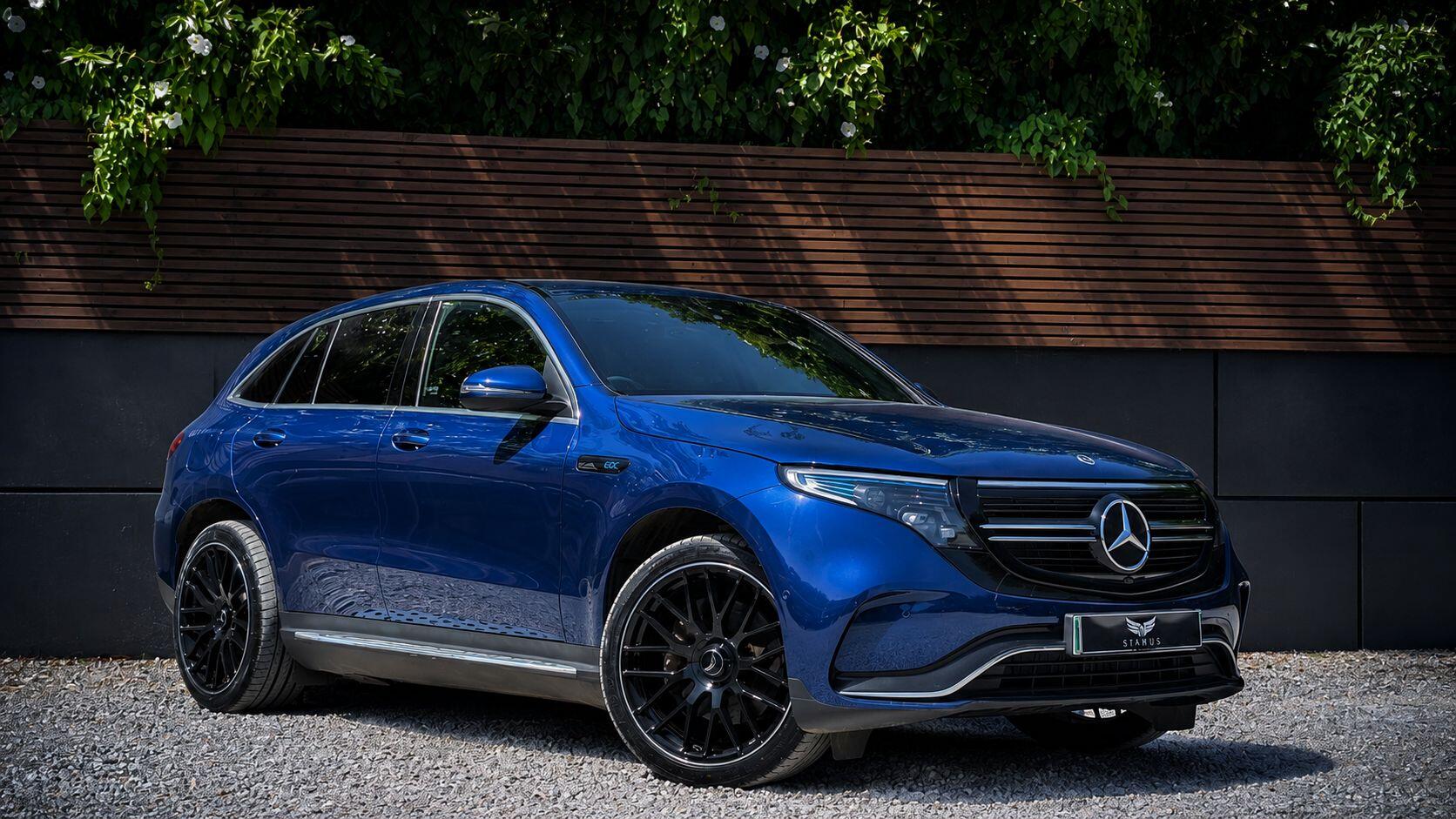 Mercedes-Benz EQC view 3