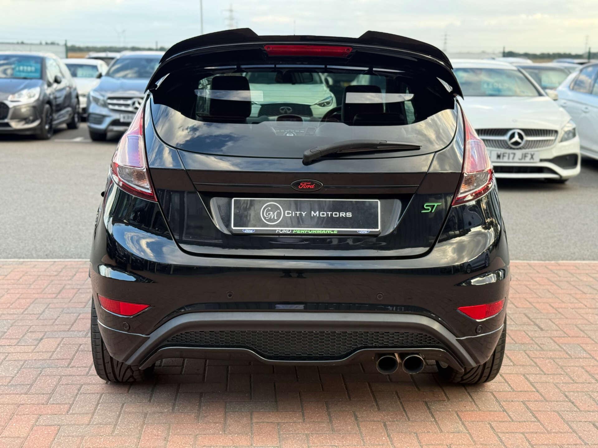 Ford Fiesta view 26